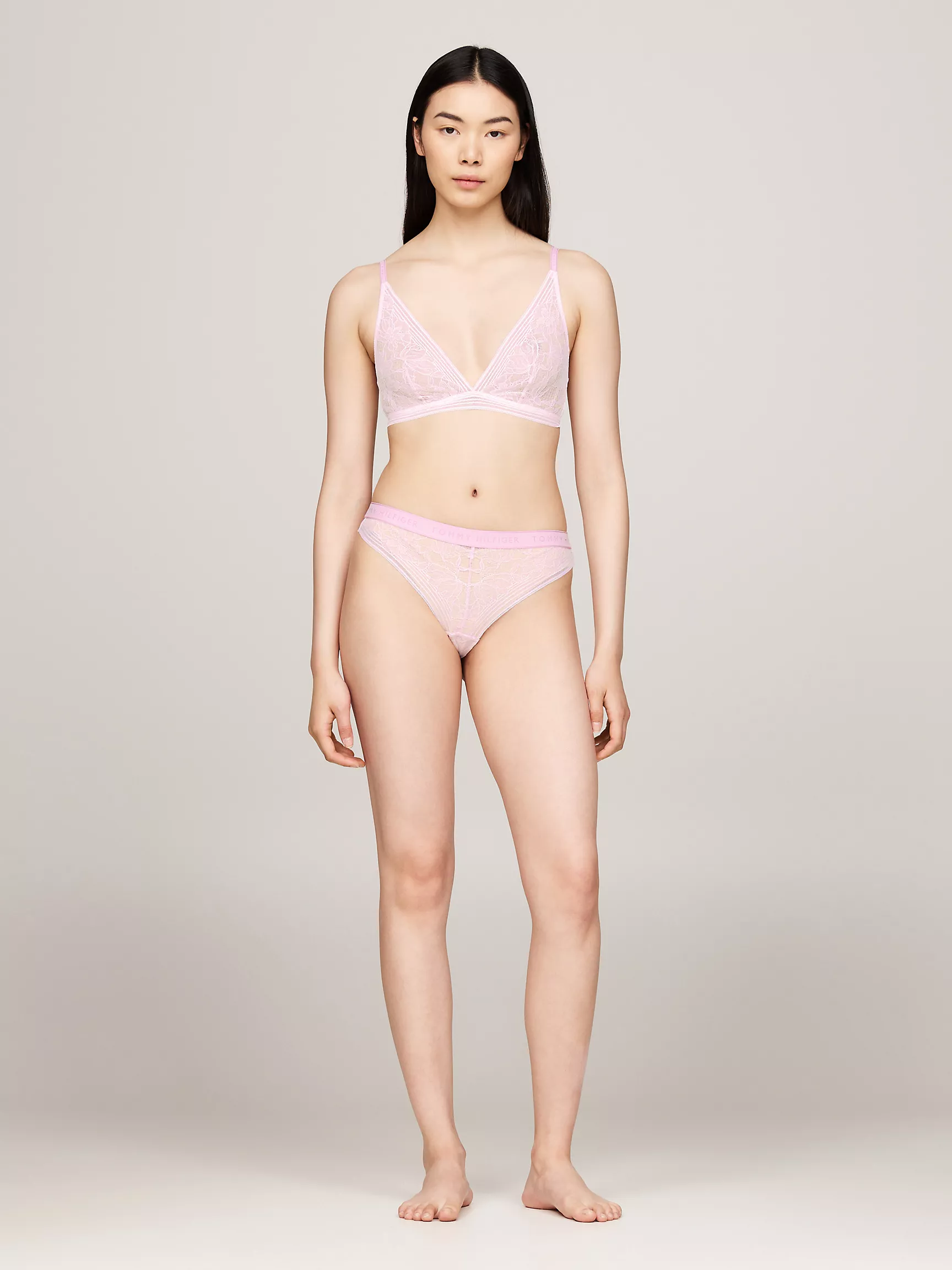 Женское нижнее белье Tommy Hilfiger, Кружевные стринги с логотипом
