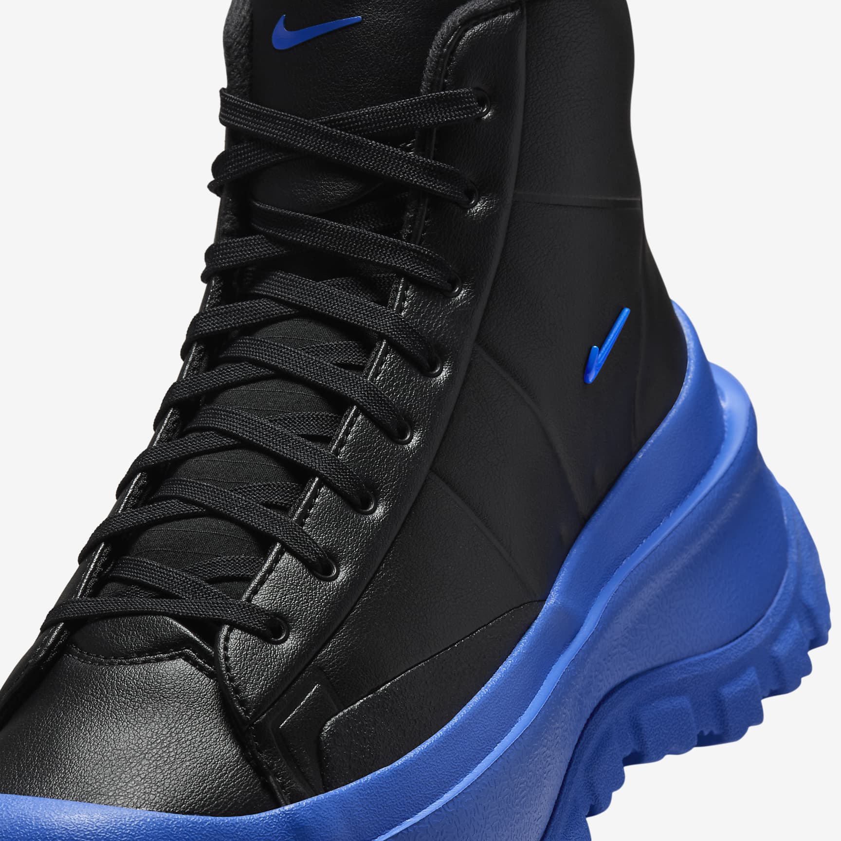 Nike Blazer Roam Mid Women's Winterized Shoes