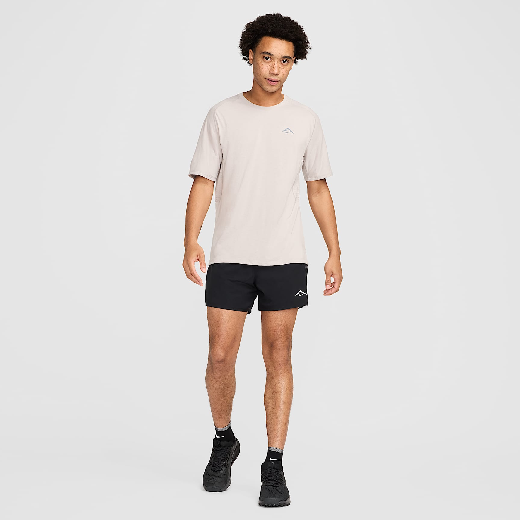 Nike Solar Chase Men's Dri-FIT ADV Short-Sleeve Running Top