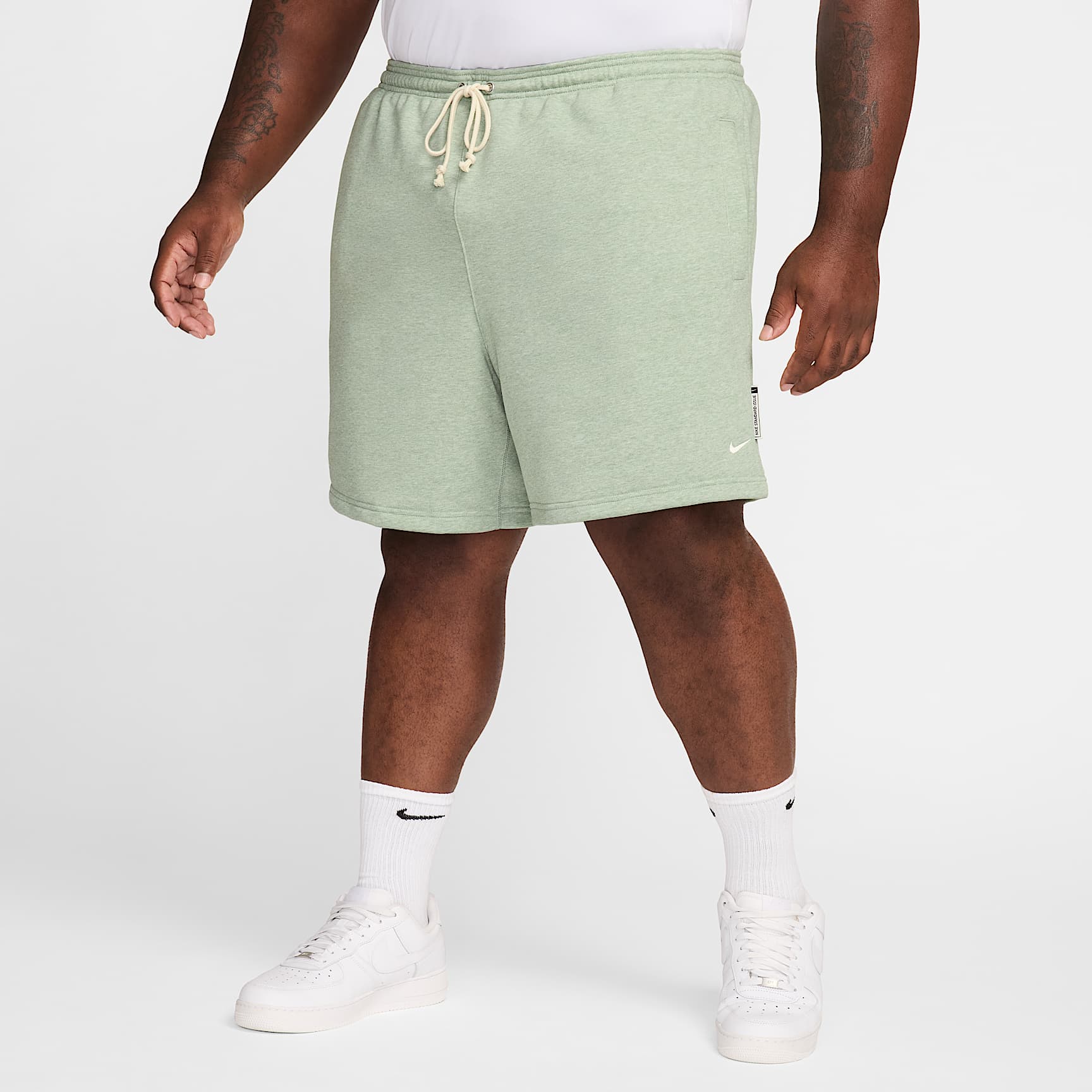 Nike Standard Issue Men's 8" Dri-FIT Fleece Basketball Shorts