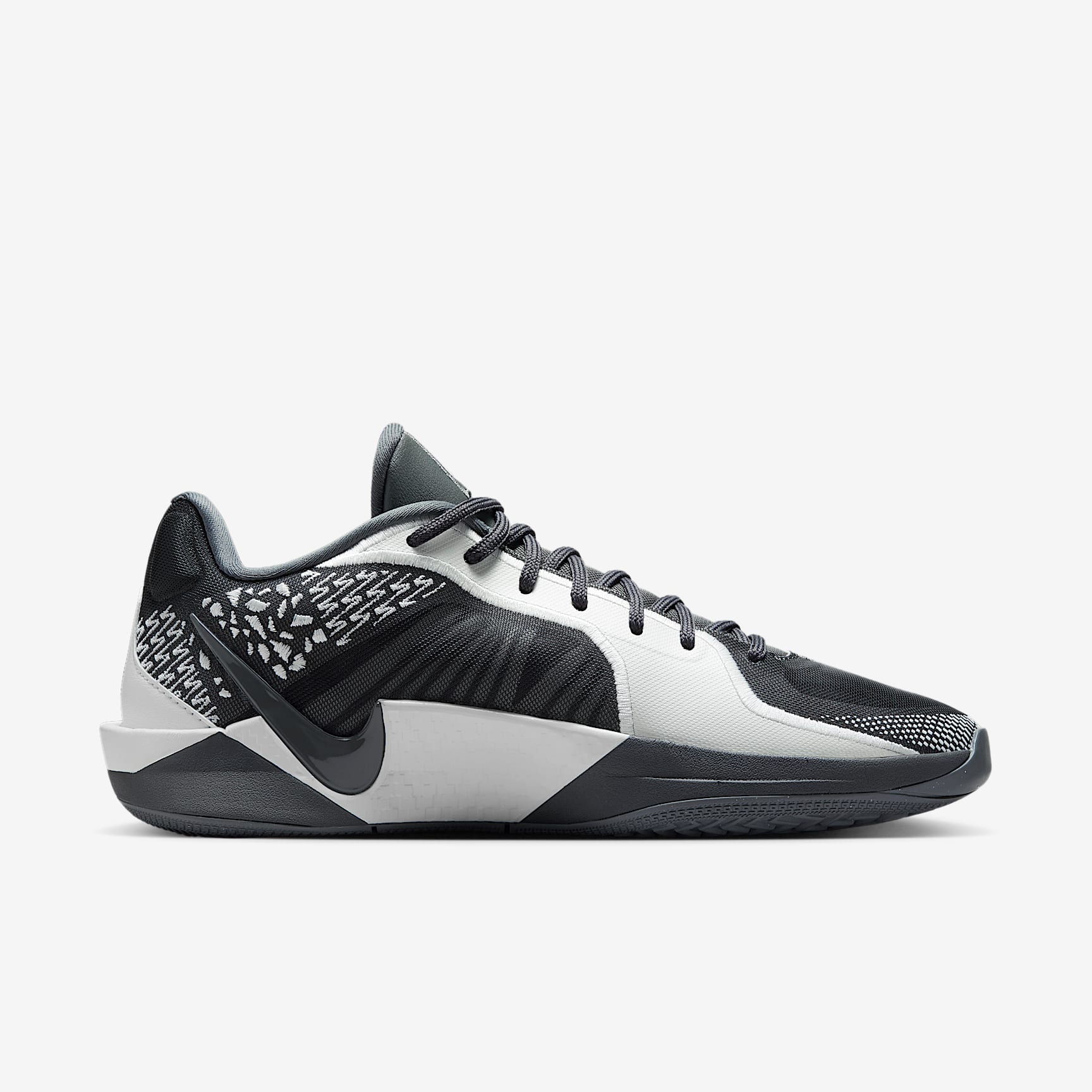 Sabrina 2 Basketball Shoes