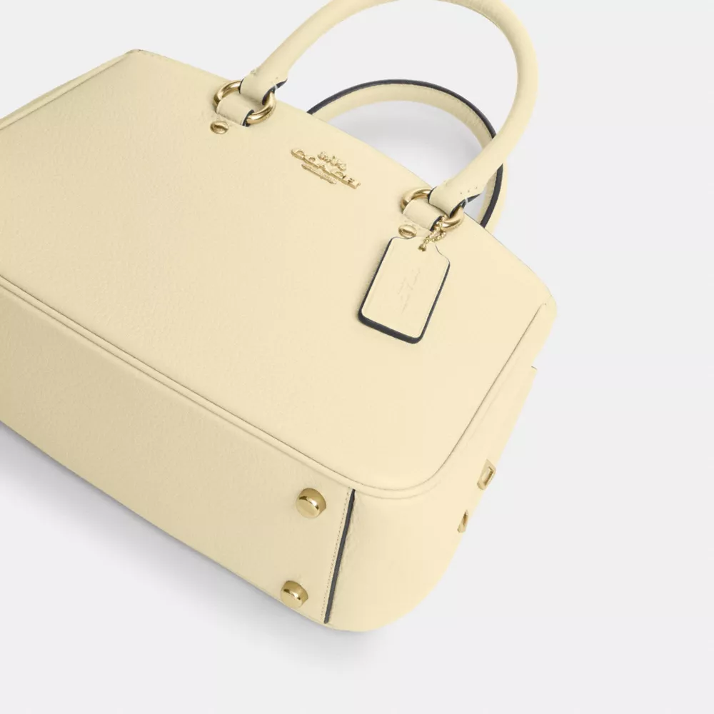 Сумка COACH Savannah Small Carryall Bag