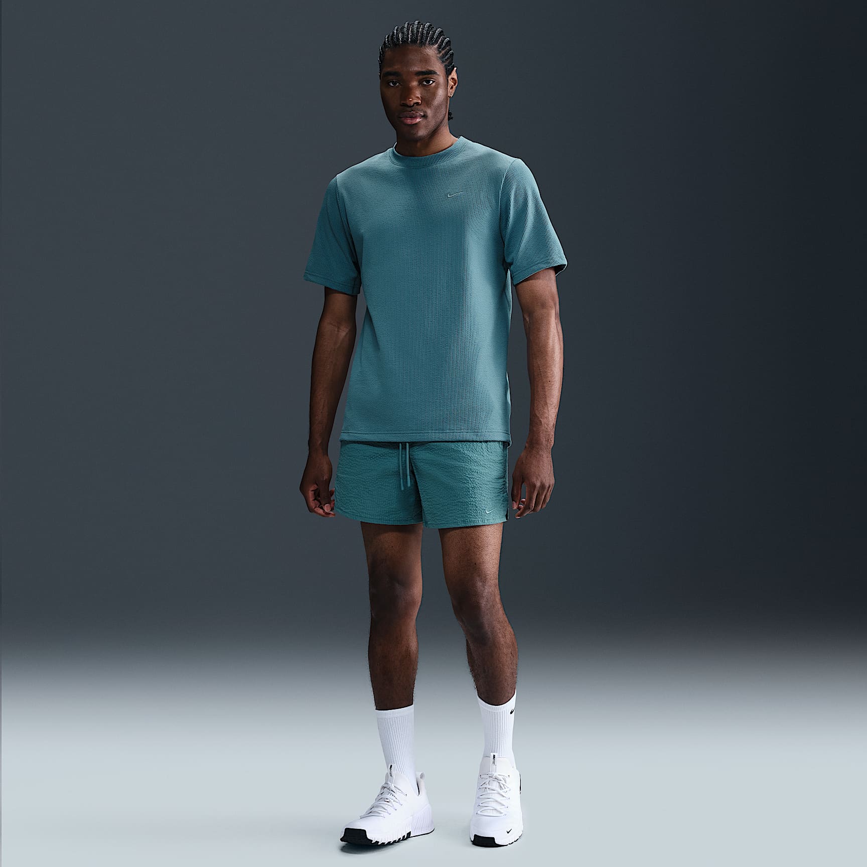 Nike Primary Men's Dri-FIT Short-Sleeve Versatile Top