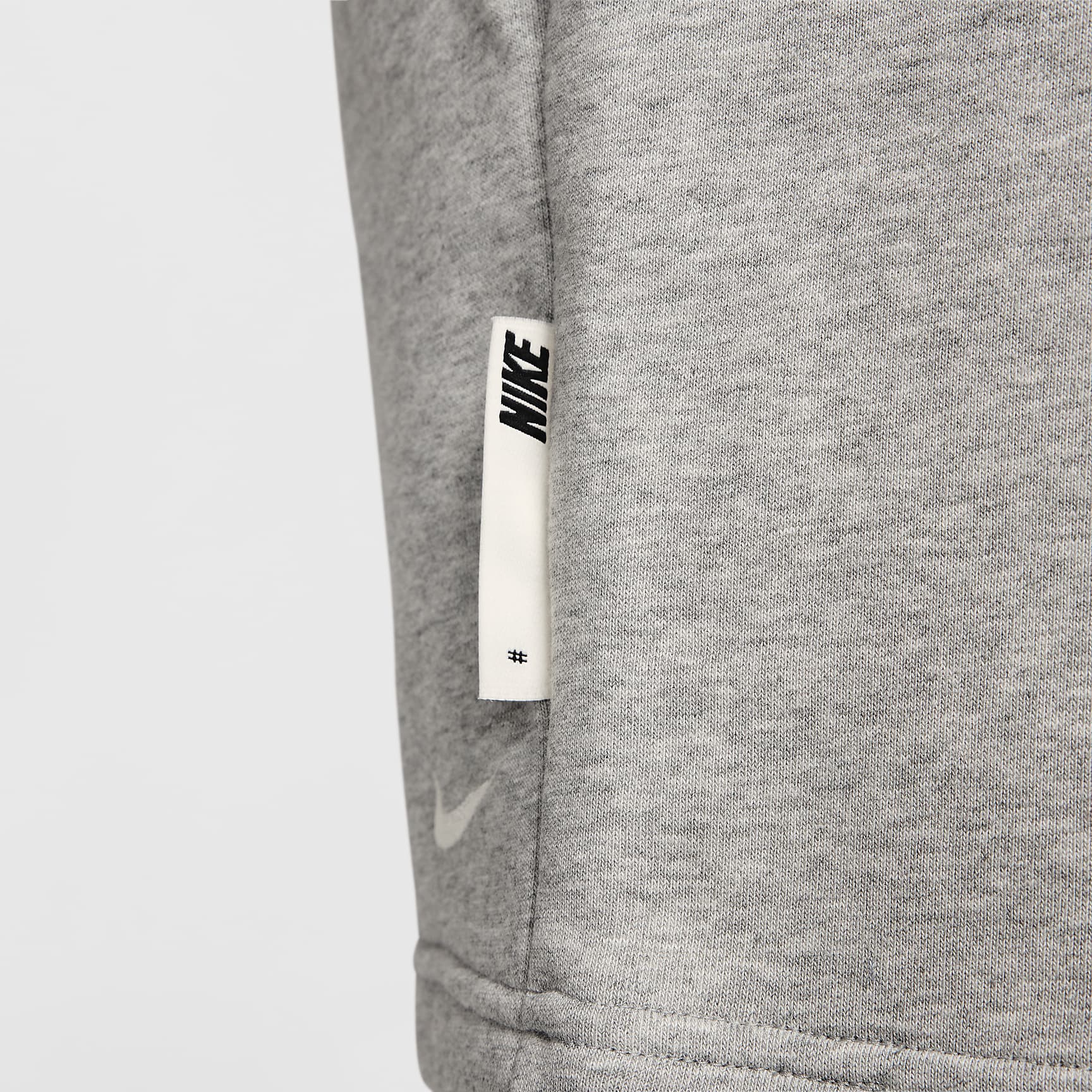 Nike Standard Issue Men's 8" Dri-FIT Fleece Basketball Shorts