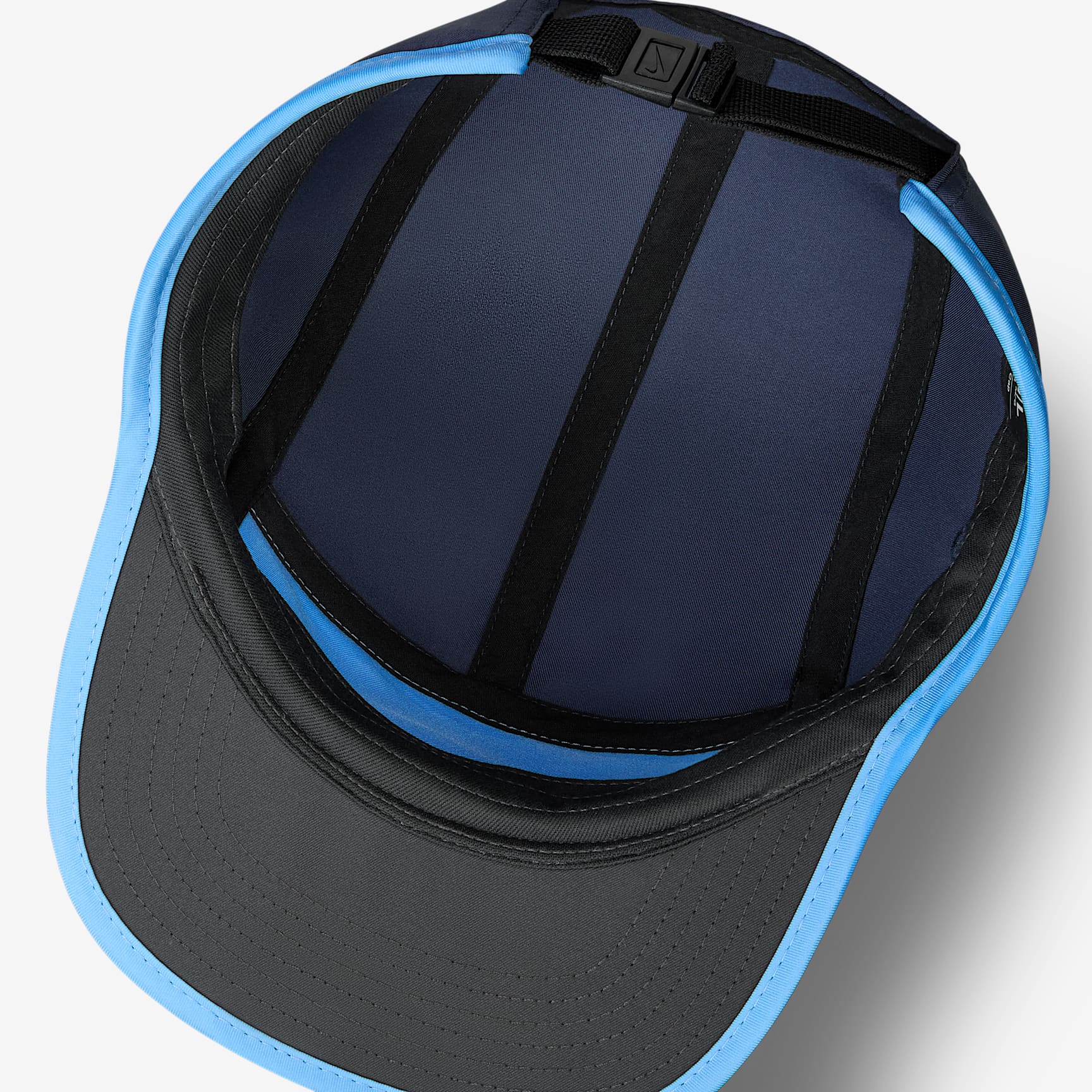Nike Dri-FIT Fly Unstructured Swoosh Cap