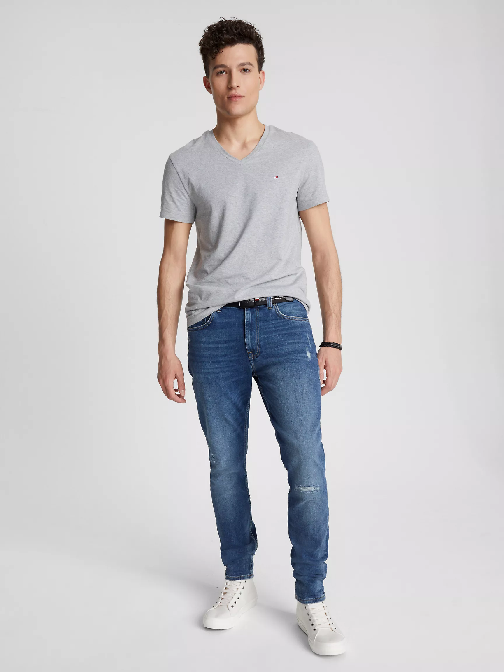 Мужская футболка Tommy Hilfiger, Приталенная однотонная футболка с V-образным вырезом