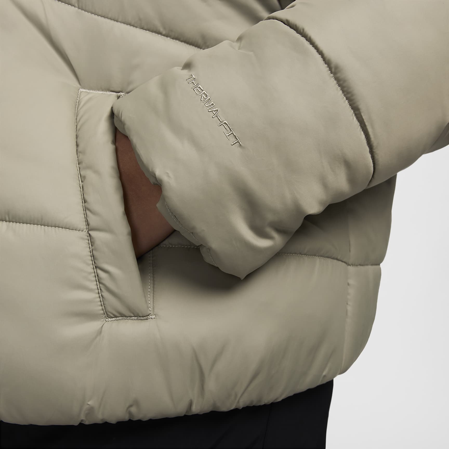 Nike Sportswear Classic Puffer Women's Therma-FIT Loose Hooded Jacket (Plus Size)