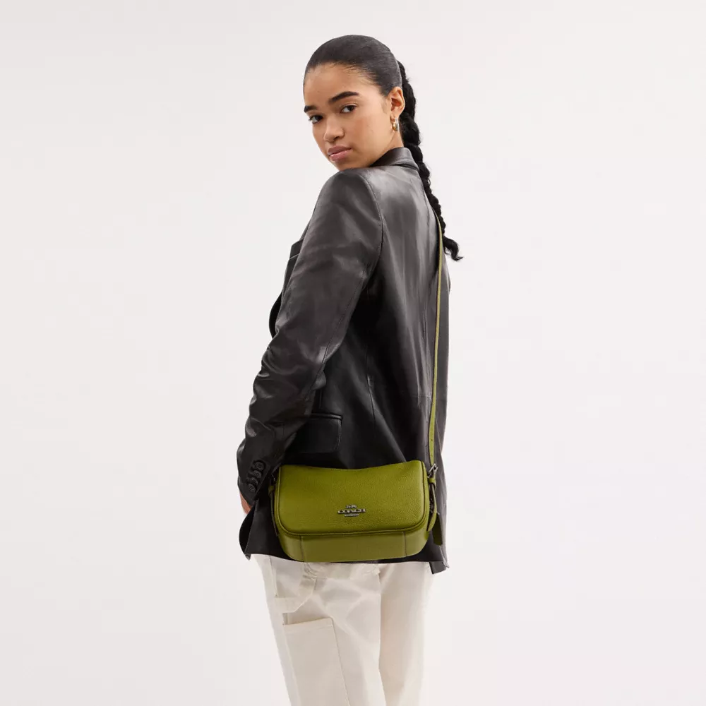 Сумка COACH Kailey Shoulder Bag