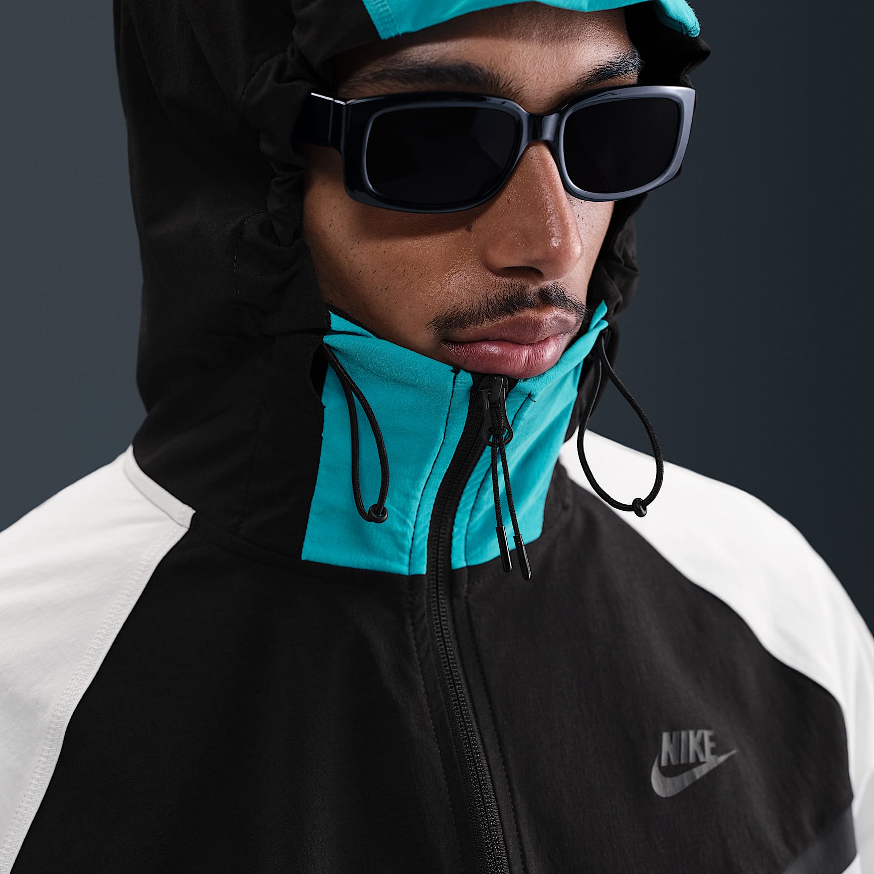 Nike Tech Men's Woven Windrunner Full-Zip Jacket