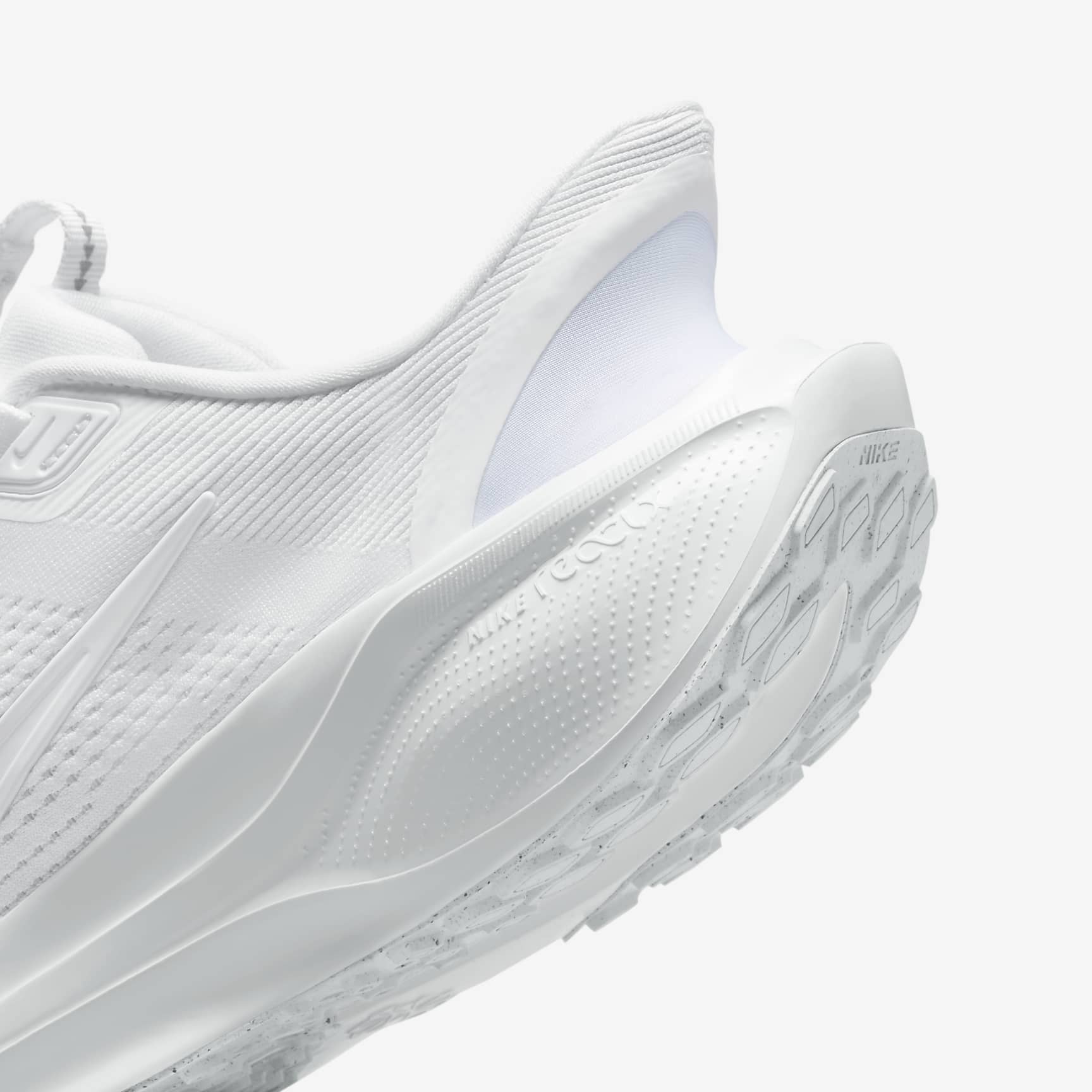 Nike Pegasus EasyOn Women's Road Running Shoes