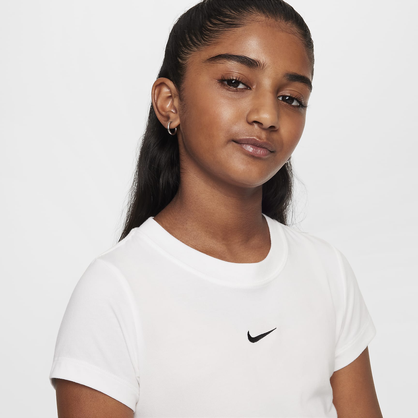 Nike Sportswear Big Kids' (Girls') Cropped T-Shirt