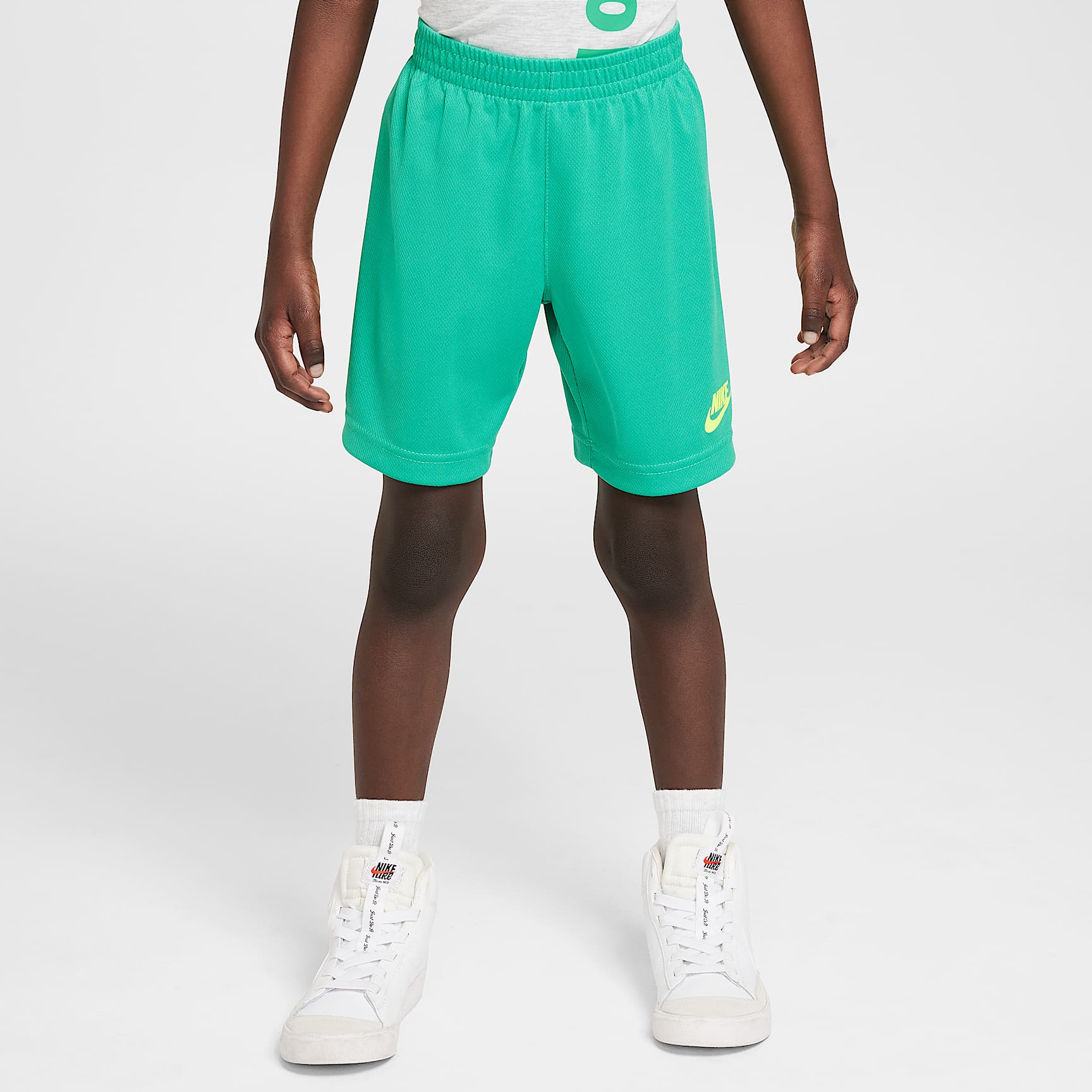 Nike Little Kids' Graphic T-Shirt and Shorts Set