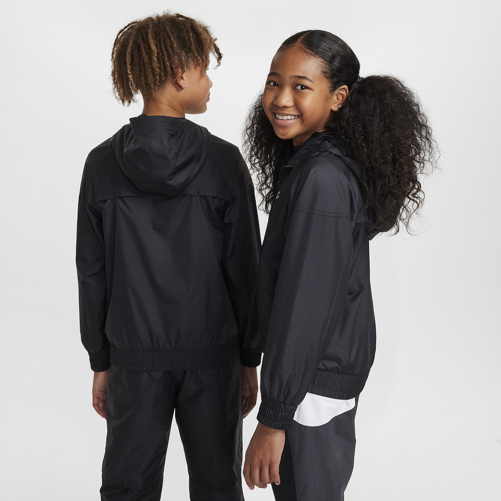 Nike Sportswear Windrunner Big Kids' Hooded Repel Jacket