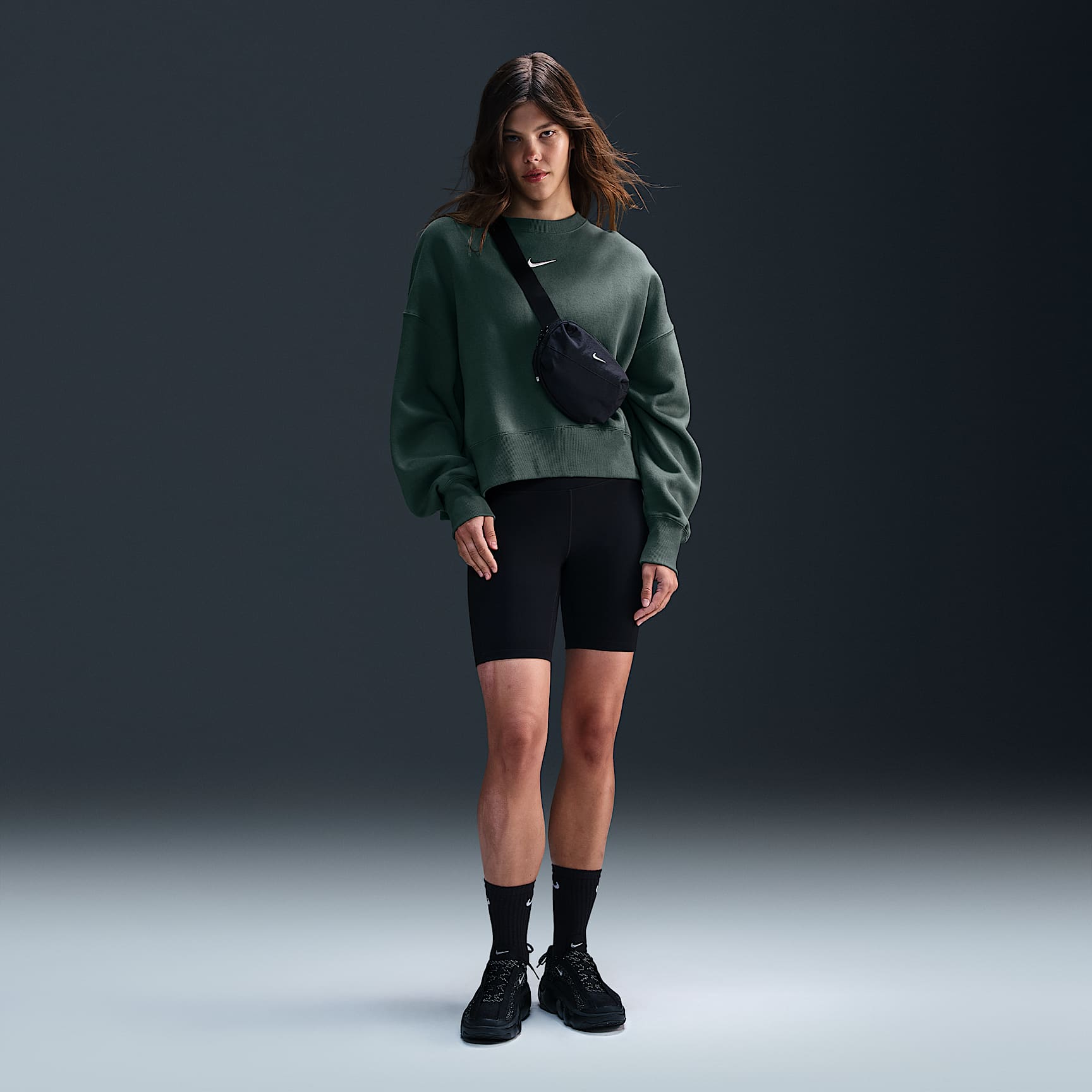 Nike Sportswear Phoenix Fleece Women's Over-Oversized Crew-Neck Sweatshirt