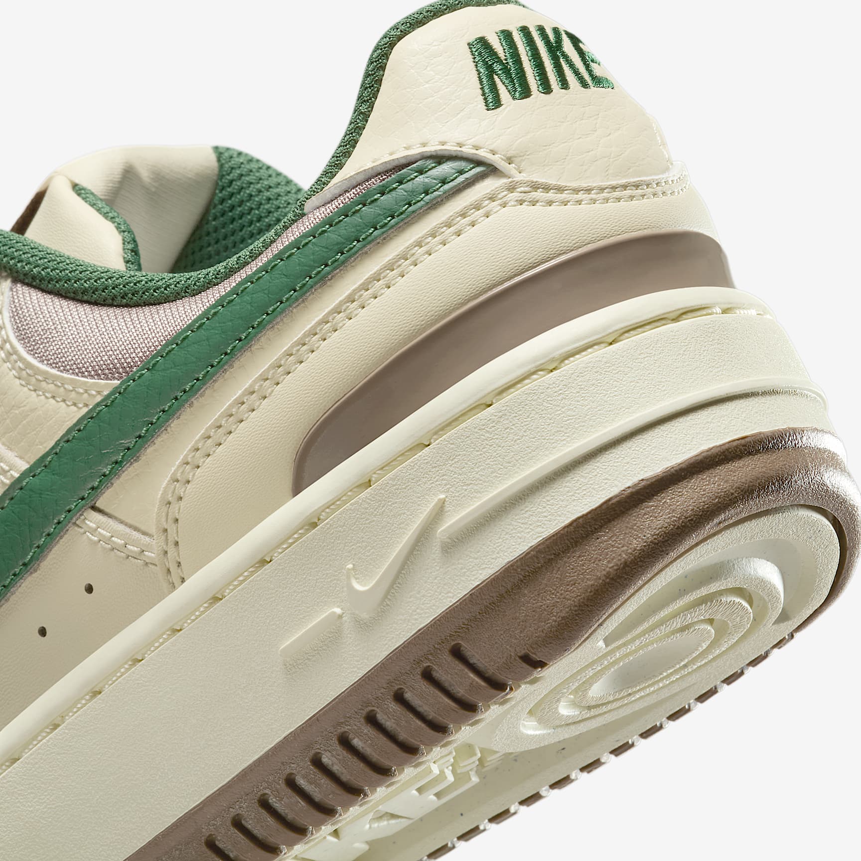 Nike Gamma Force Women's Shoes