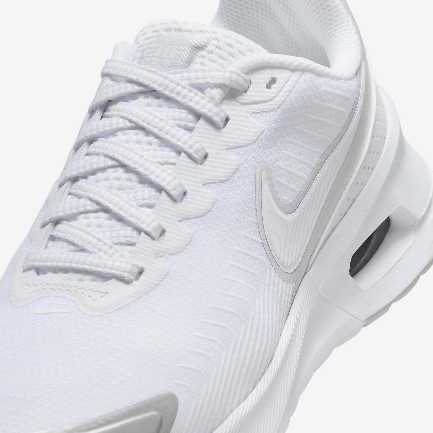Nike Air Max Nuaxis Women's Shoes