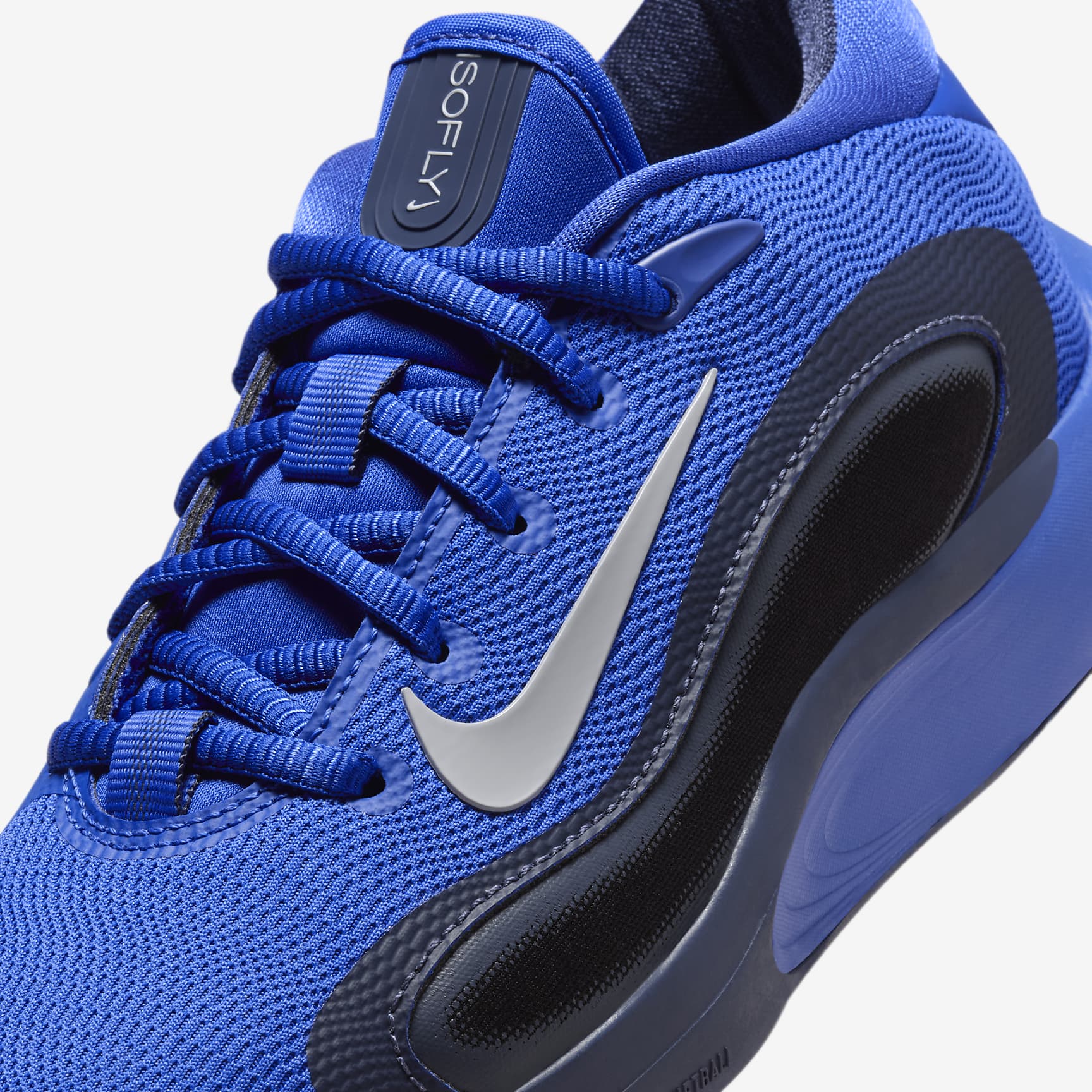 Nike IsoFly Big Kids' Basketball Shoes