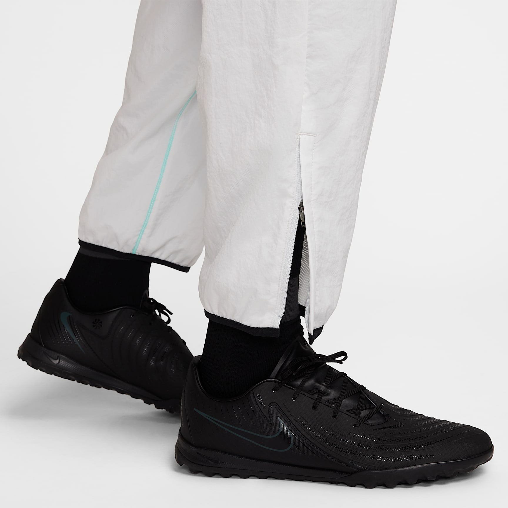 Nike Strike+ Men's Water-Repellent Soccer Pants