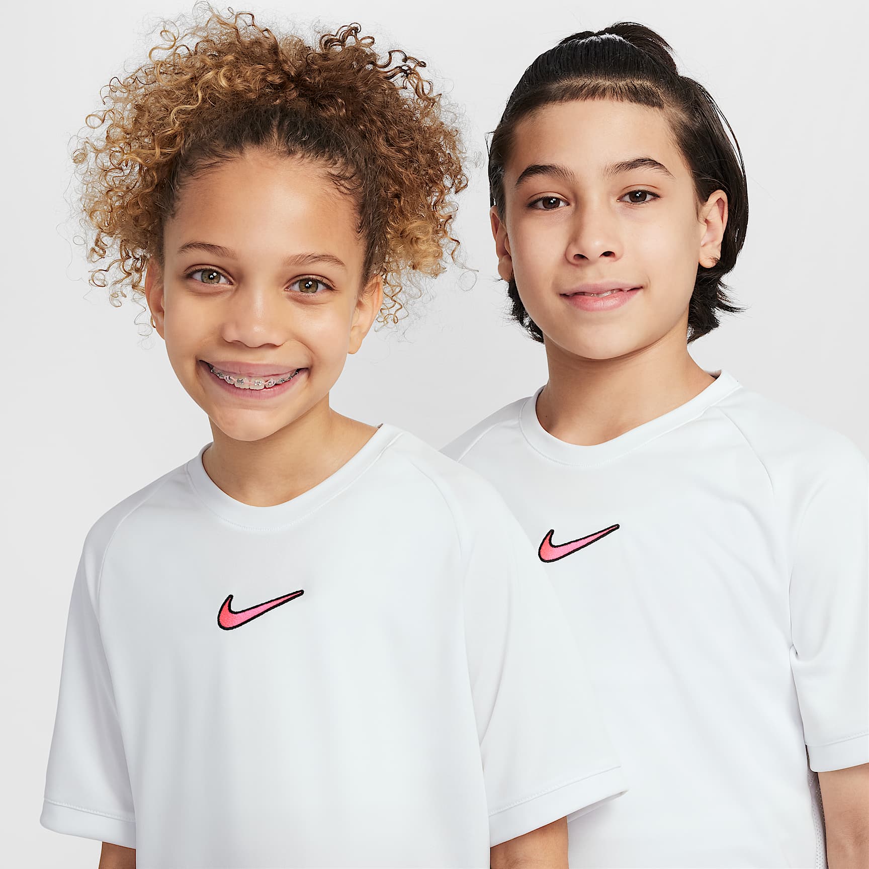 Nike Academy Big Kids' Dri-FIT Short-Sleeve Soccer Top