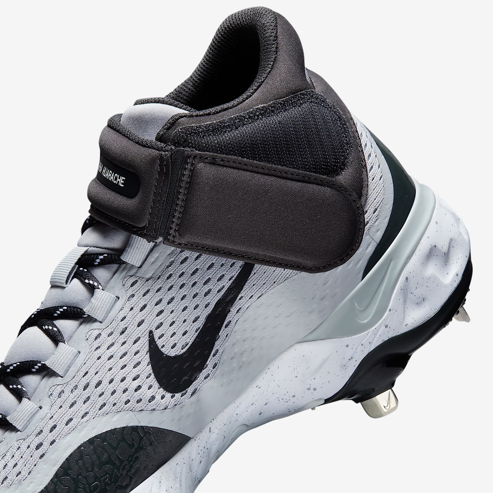 Nike Alpha Huarache Elite 4 Mid Men's Baseball Cleats