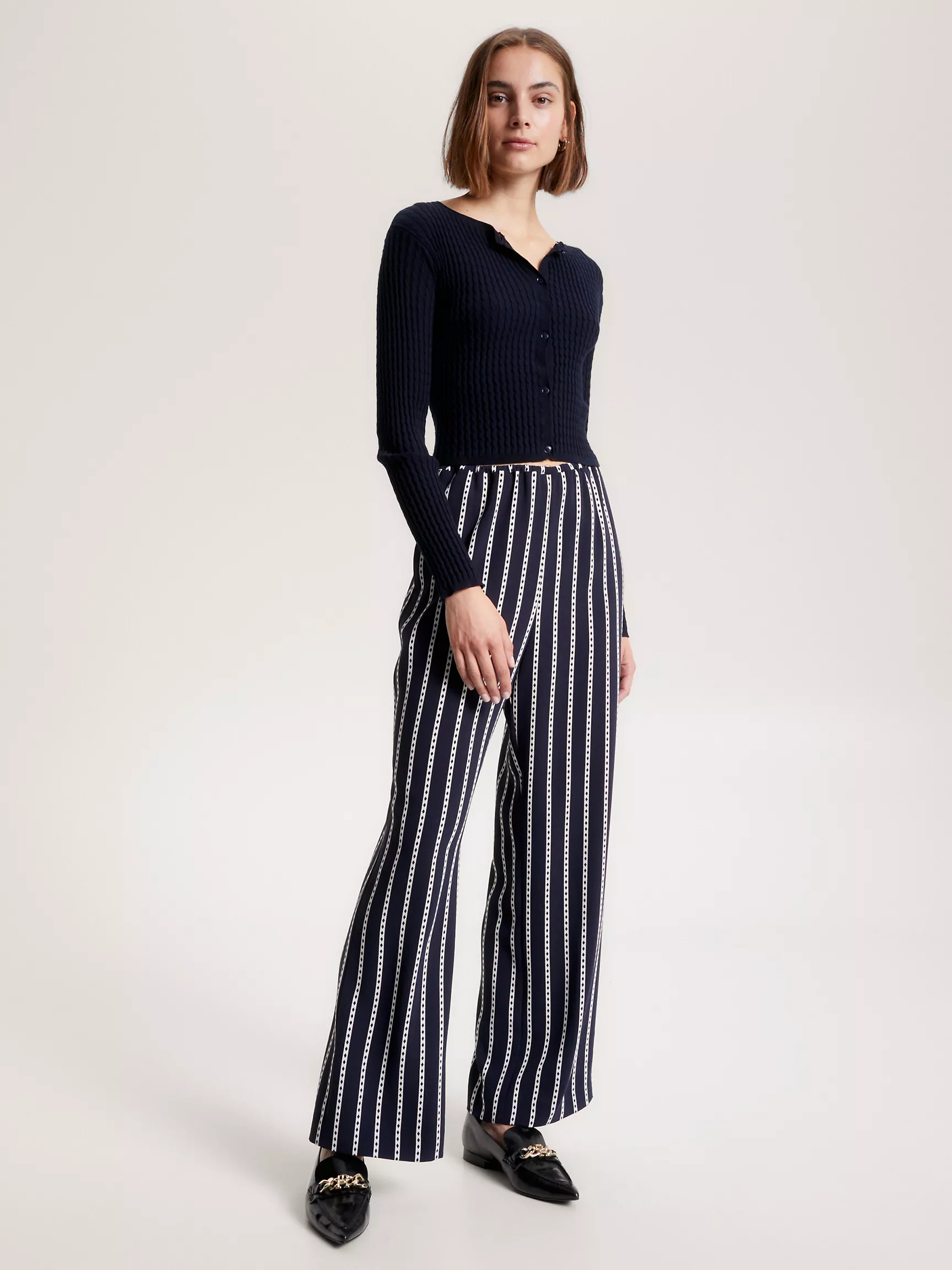 Женский свитер Tommy Hilfiger, Укороченный вязаный свитер с узором "косы"