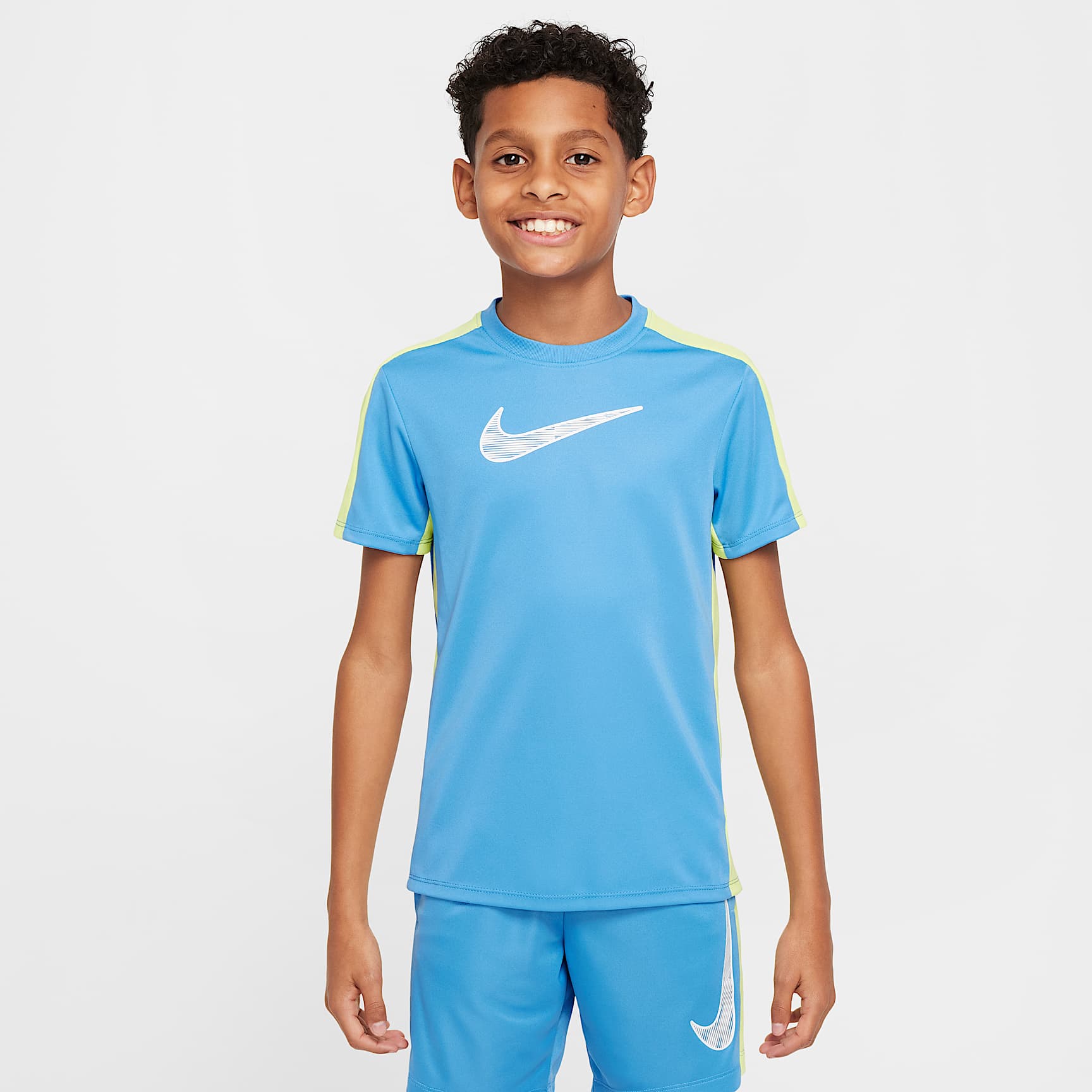 Nike Trophy23 Big Kids' Dri-FIT Short-Sleeve Top