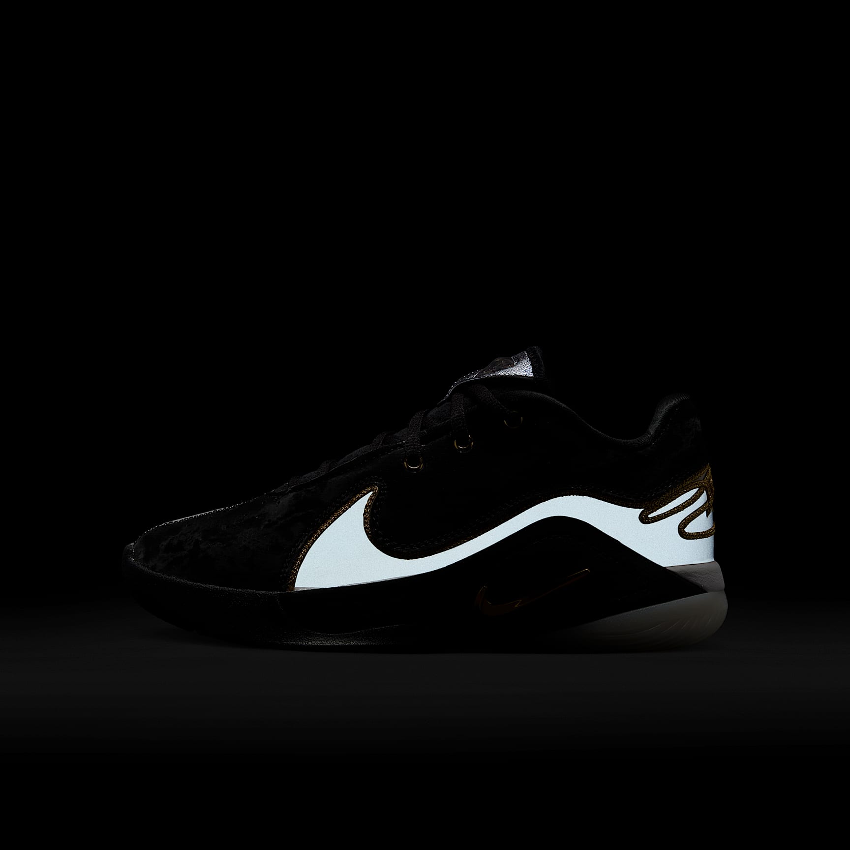 LeBron XXII Split Big Kids' Basketball Shoes