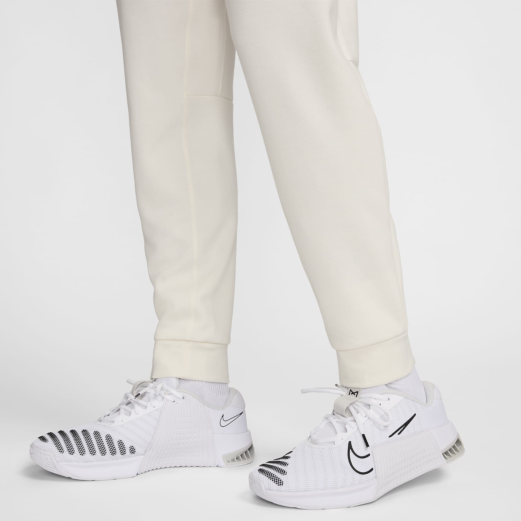 Nike Primary Fleece Men's Dri-FIT UV Performance Joggers