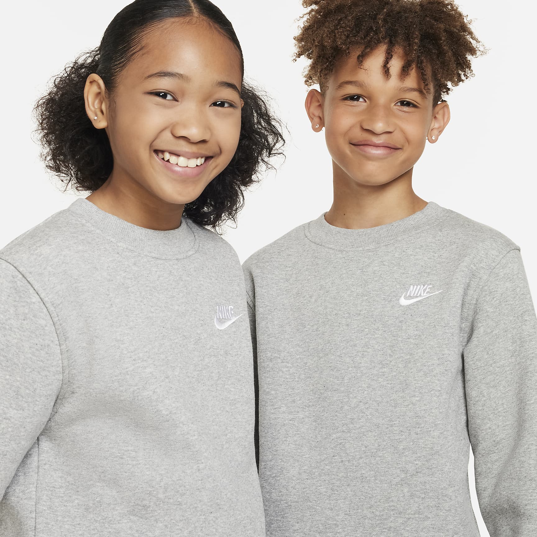 Nike Sportswear Club Fleece Big Kids' Sweatshirt