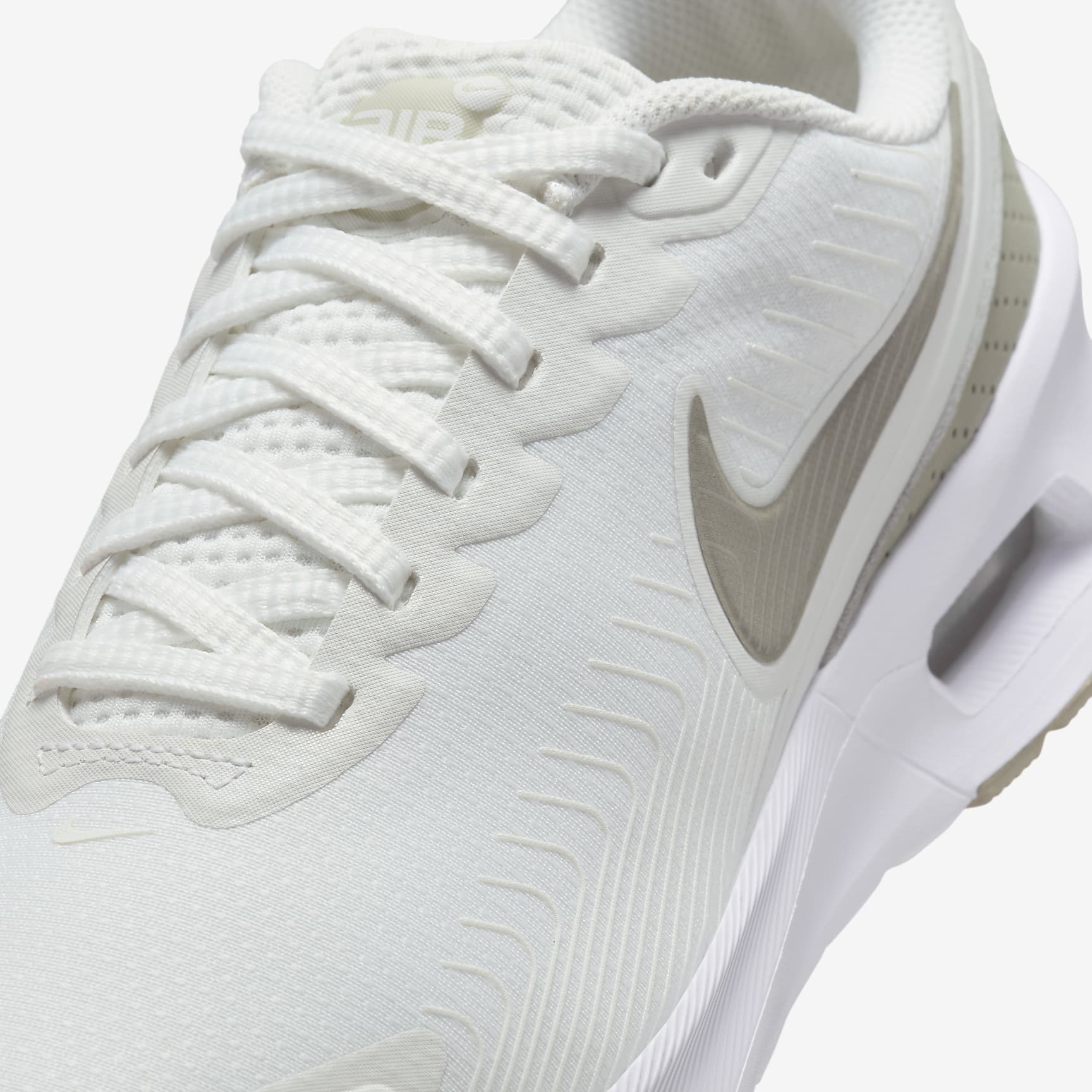 Nike Air Max Nuaxis Women's Shoes