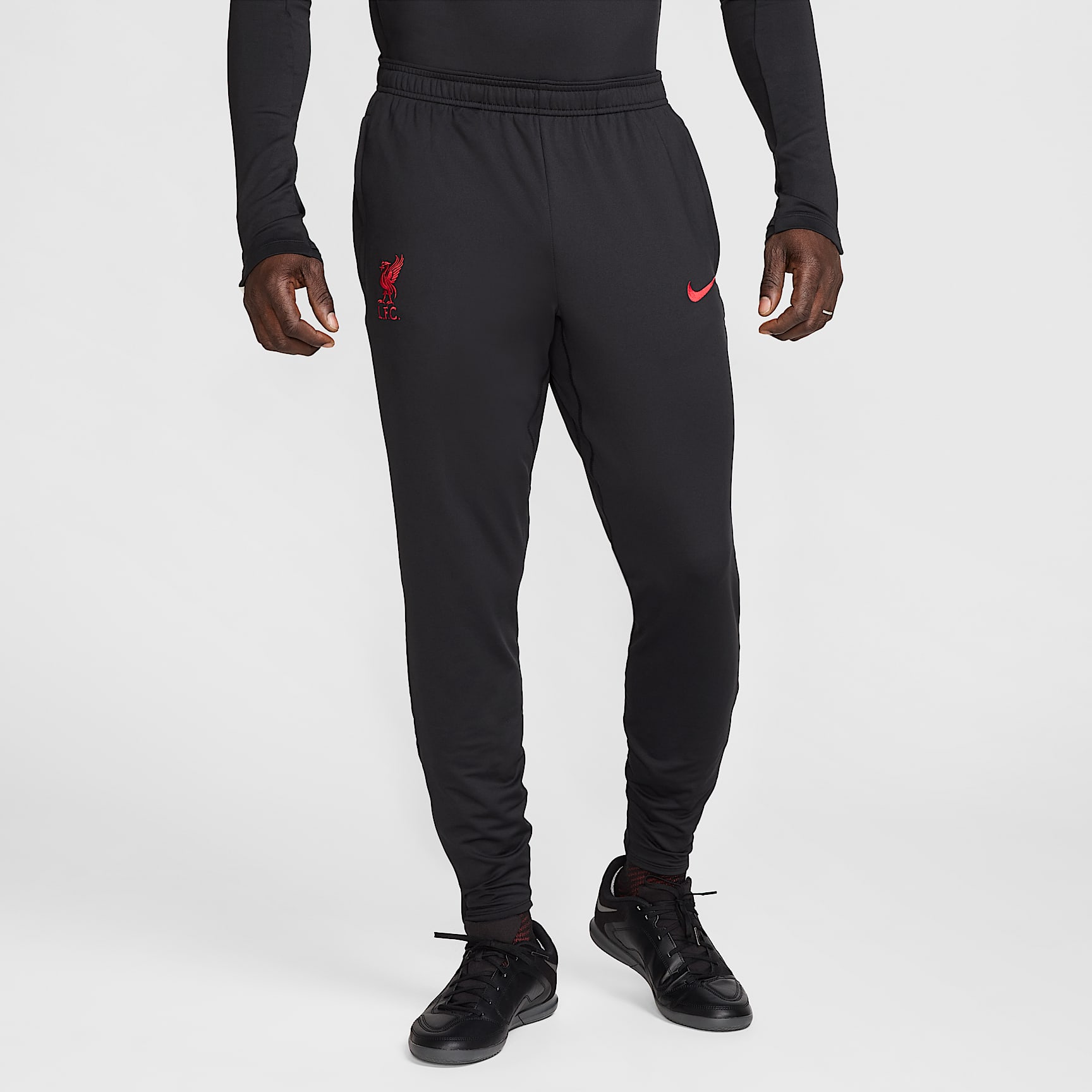 Liverpool FC Strike Special Edition Men's Nike Dri-FIT Soccer Knit Pants