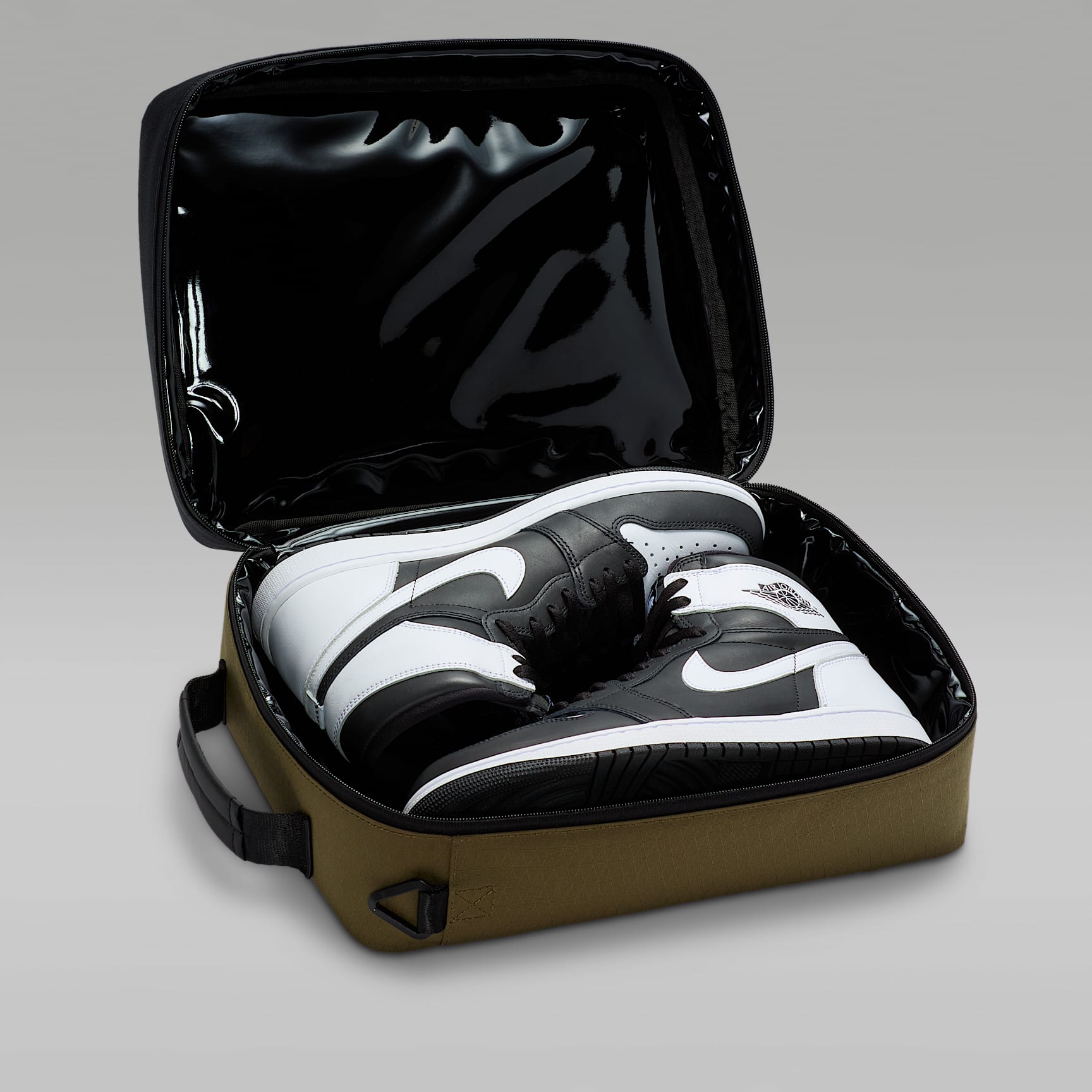 Jordan The Collectors Shoe Box (13L)