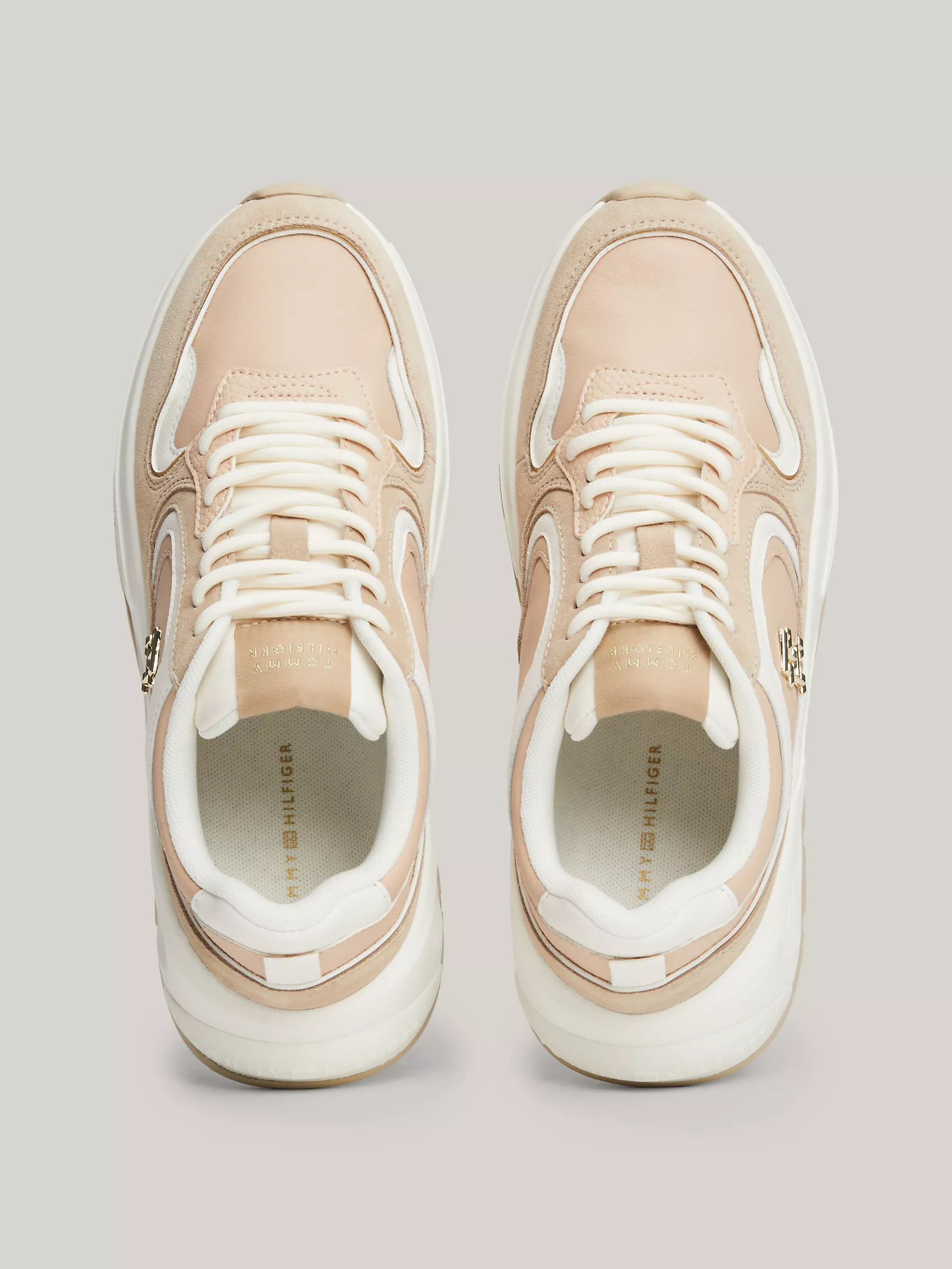 Женские кроссовки Tommy Hilfiger, Массивные кожаные кроссовки с монограммным узором