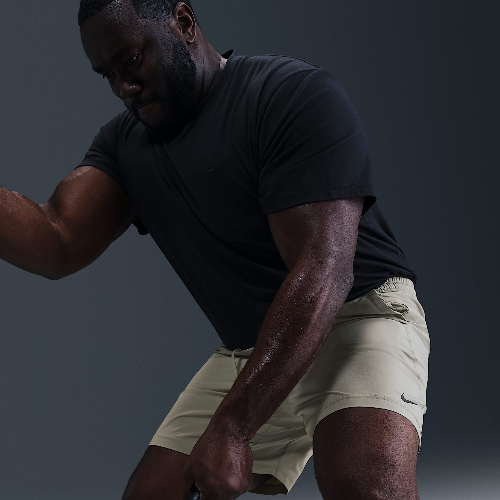 Nike Form Men's Dri-FIT 7" Unlined Versatile Shorts