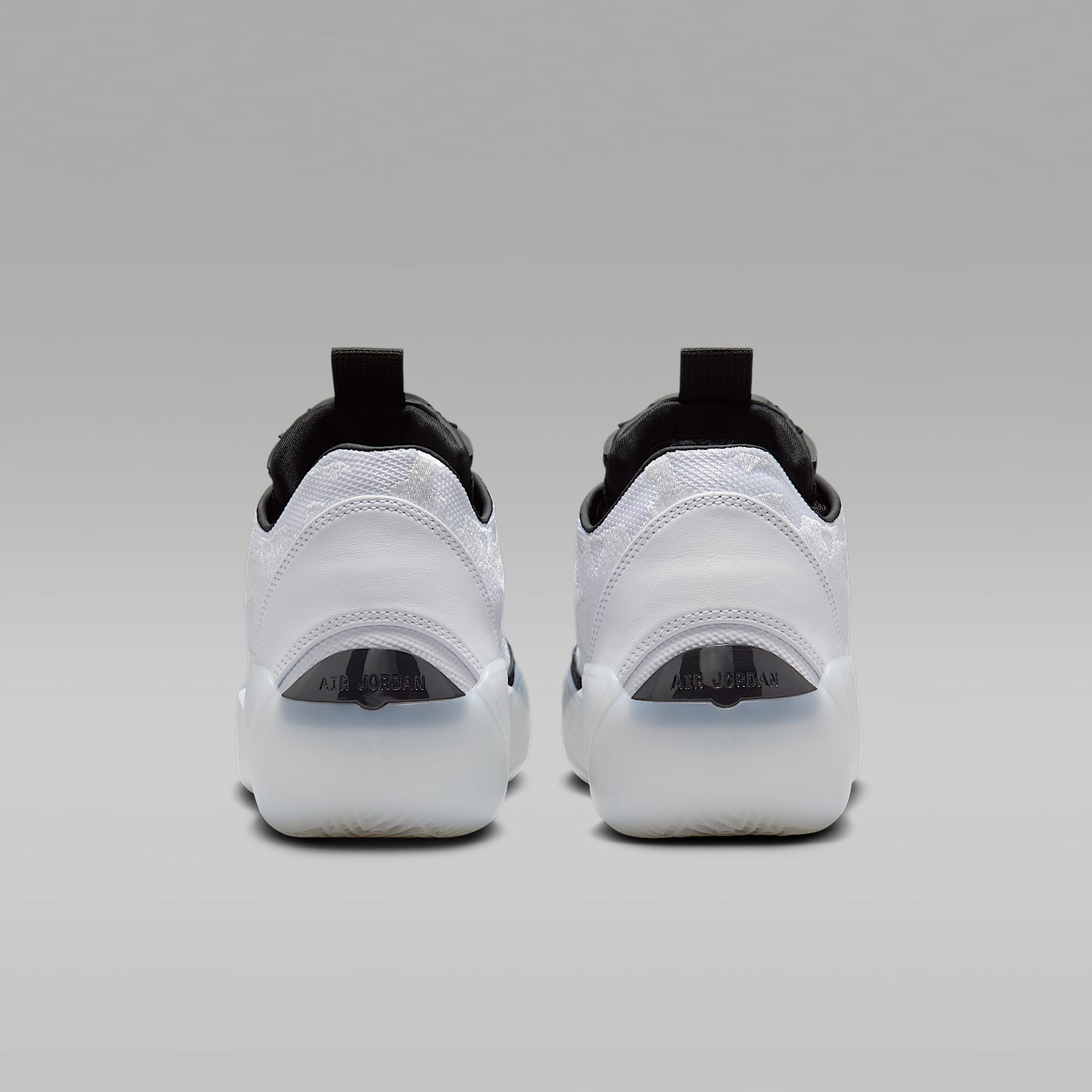 Air Jordan XXXIX "Croix" Basketball Shoes