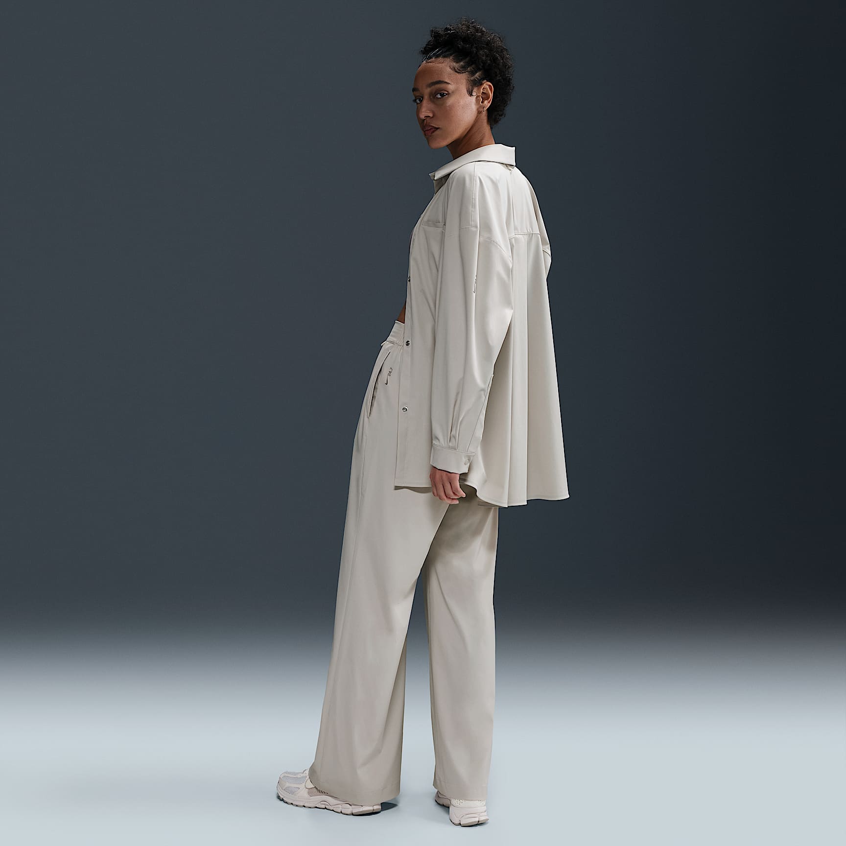 Nike 24.7 PerfectStretch Women's Dri-FIT High-Waisted Loose Wide-Leg Pants