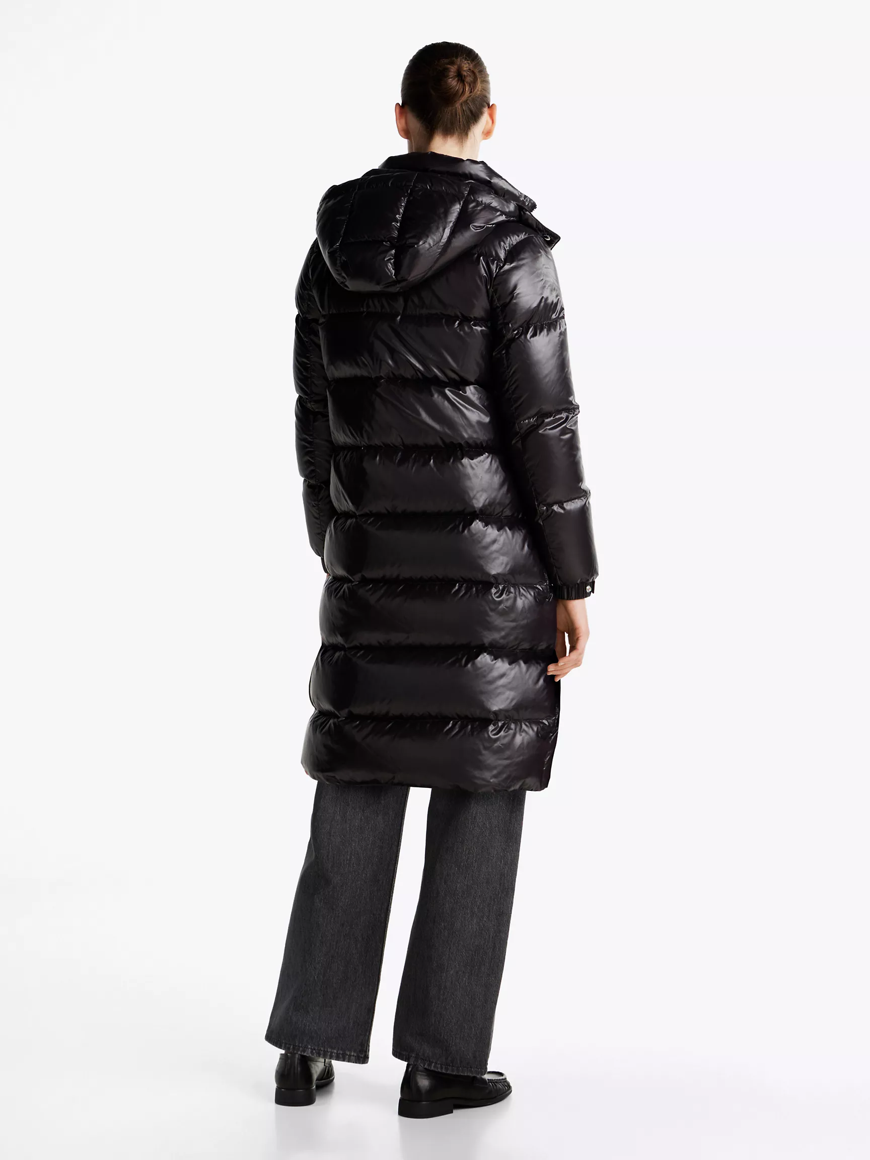 Женское пальто Tommy Hilfiger, Глянцевый пуховик с капюшоном