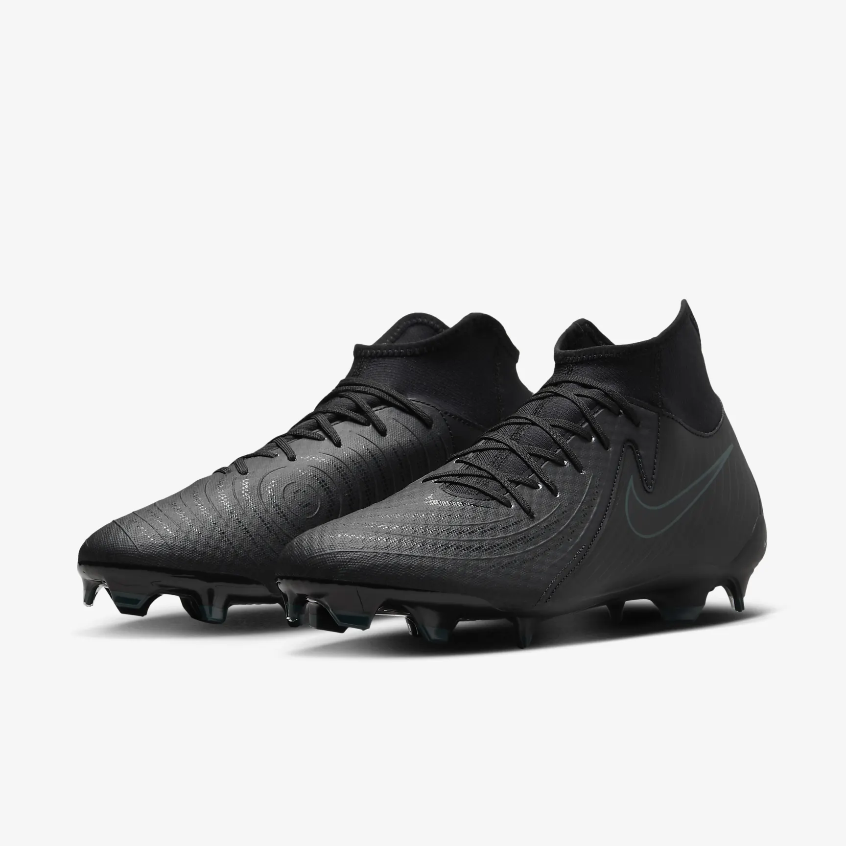 Nike Phantom Luna 2 Academy MG High-Top Soccer Cleats