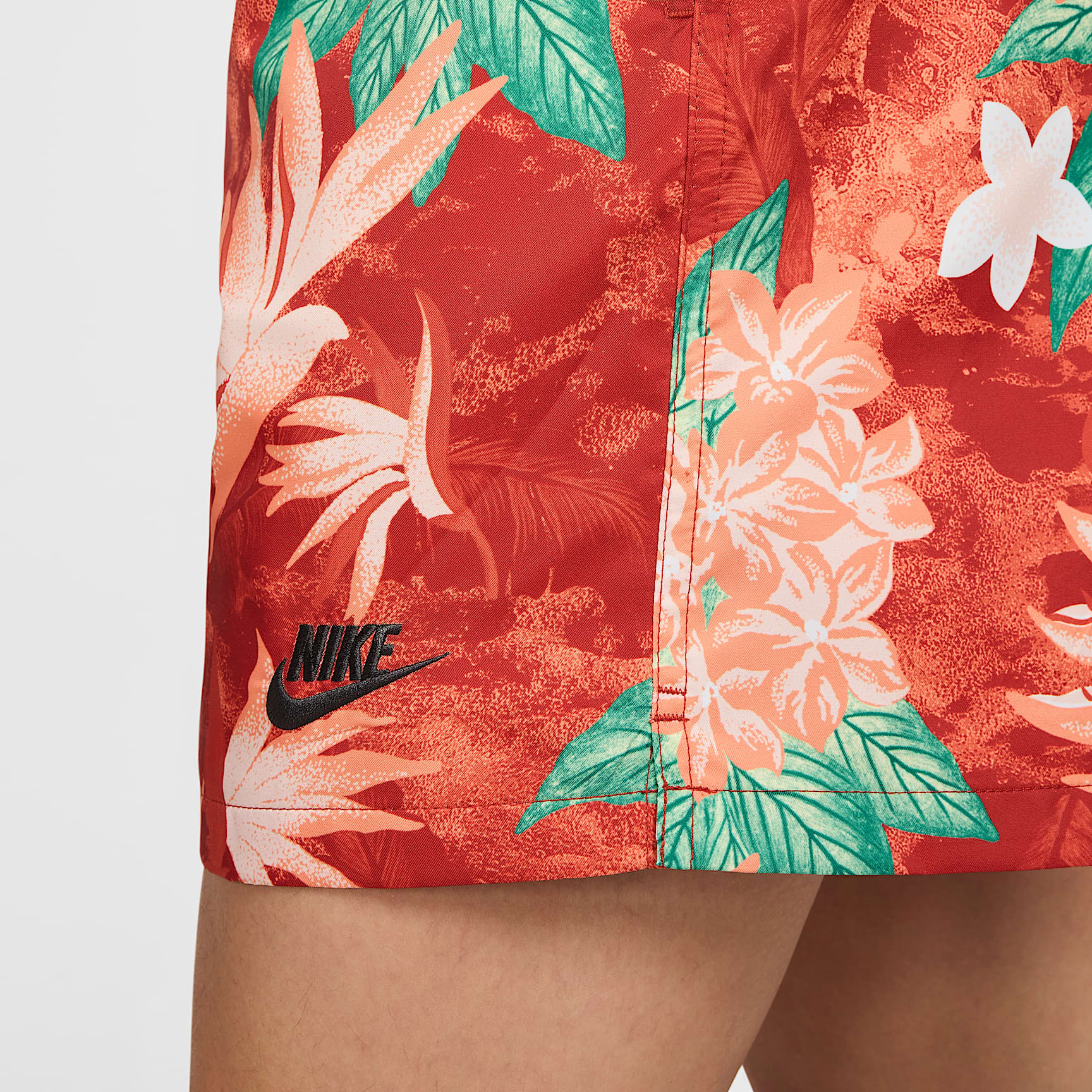 Nike Club Men's Flow Shorts