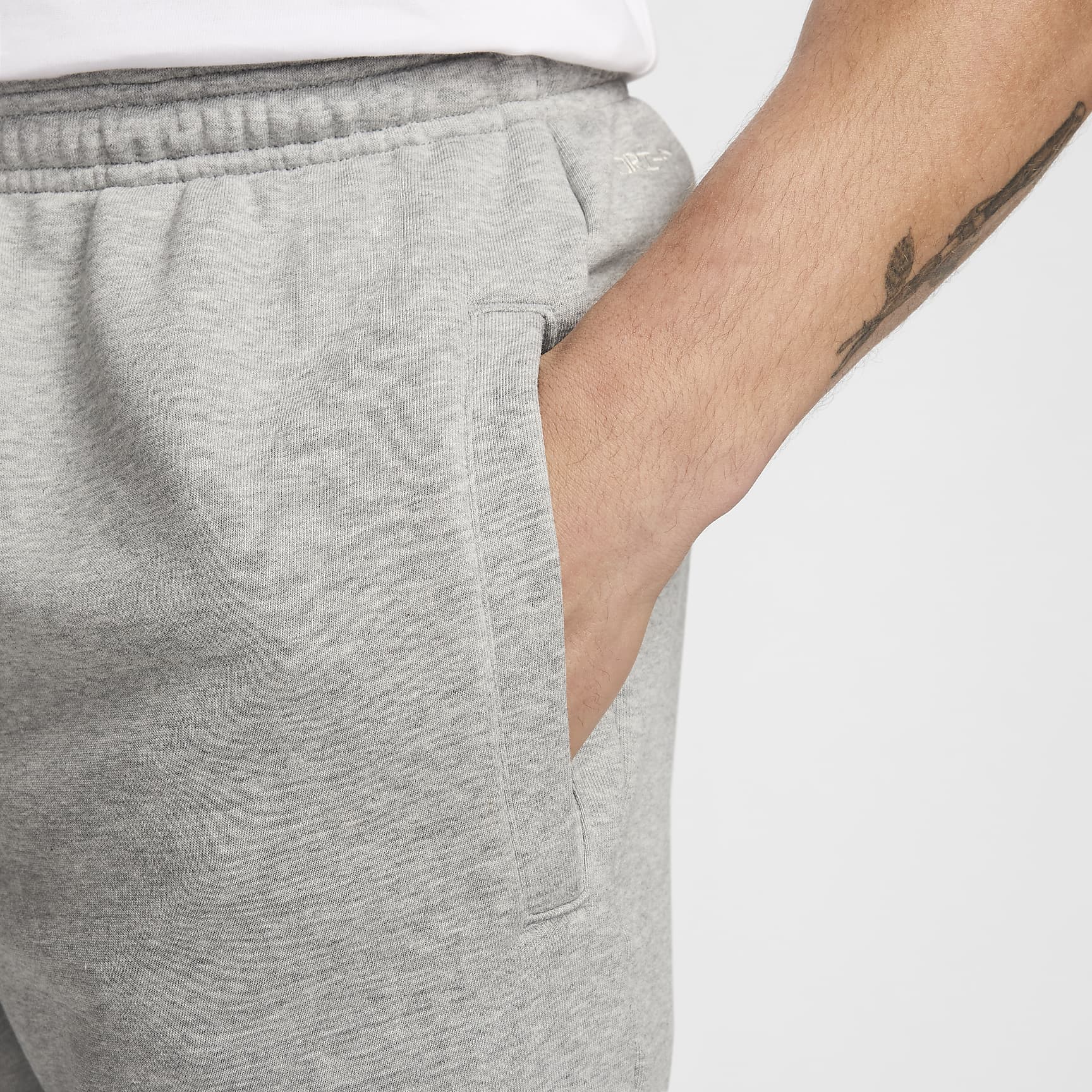 Nike Standard Issue Men's Dri-FIT Basketball Pants