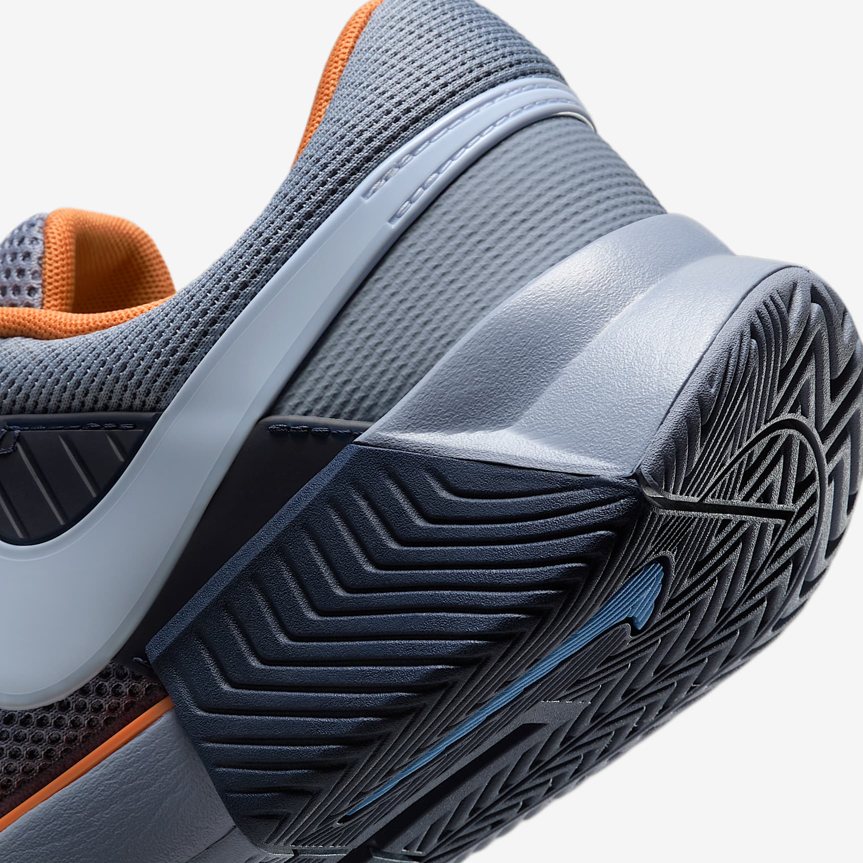 Nike Zoom GP Challenge 1 Men's Hard Court Tennis Shoes