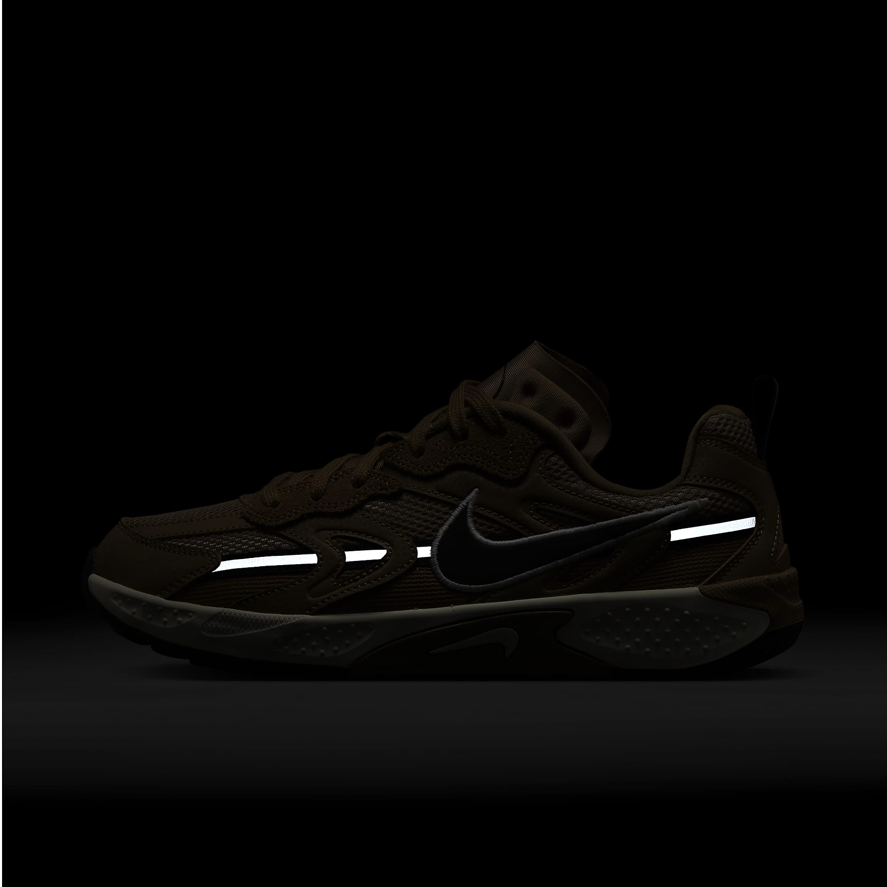 Nike JAM Women's Shoes