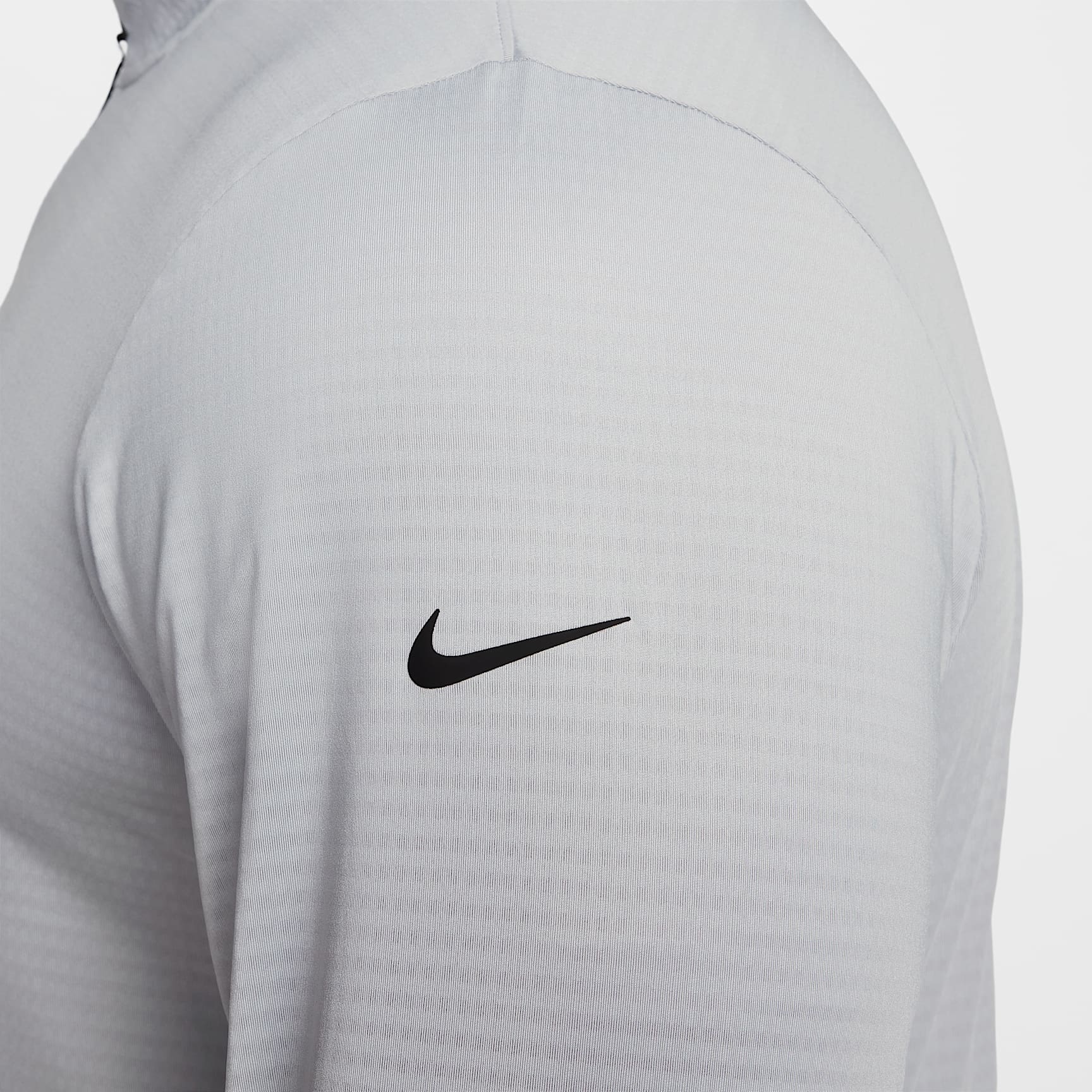 Nike Victory Men's Dri-FIT 1/2-Zip Golf Top