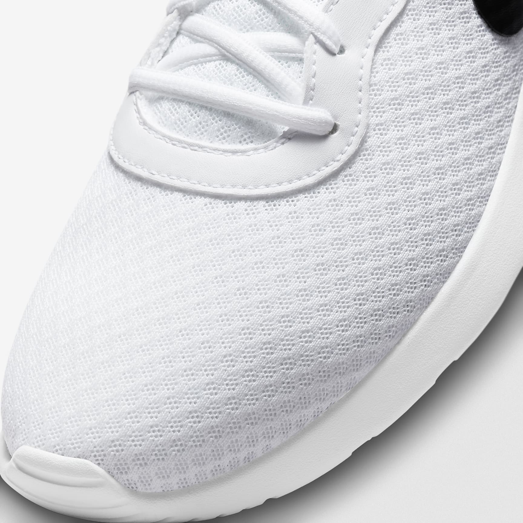 Nike Tanjun Men's Shoes