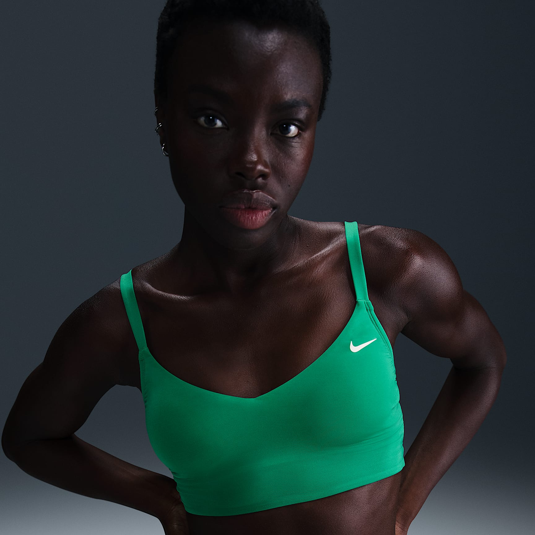 Nike Swim Essential Women's V-Neck Midkini