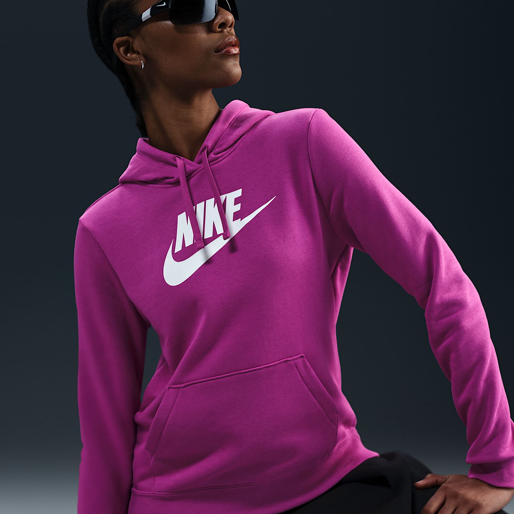 Nike Sportswear Club Fleece Women's Logo Pullover Hoodie