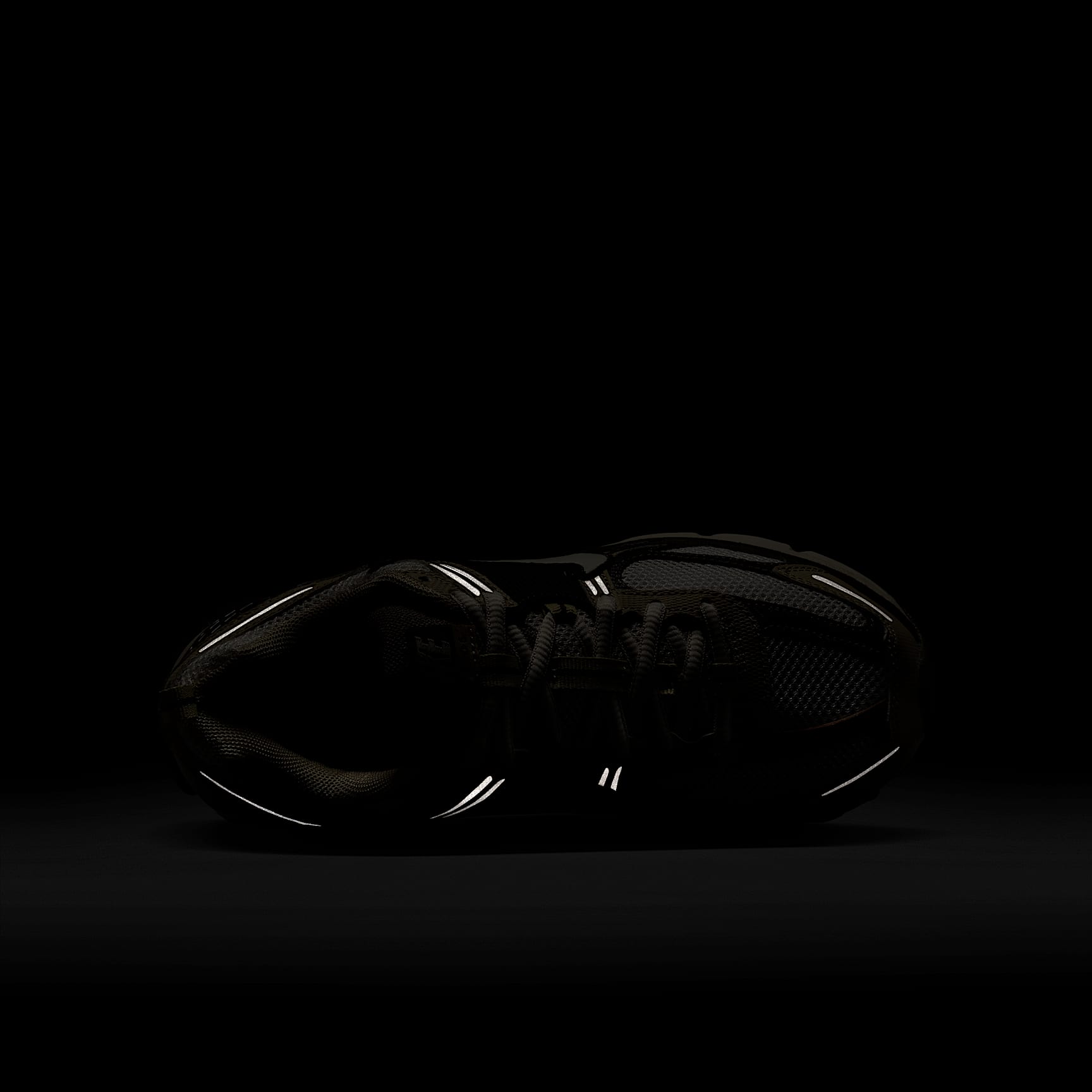 Nike Vomero 5 Big Kids' Shoes