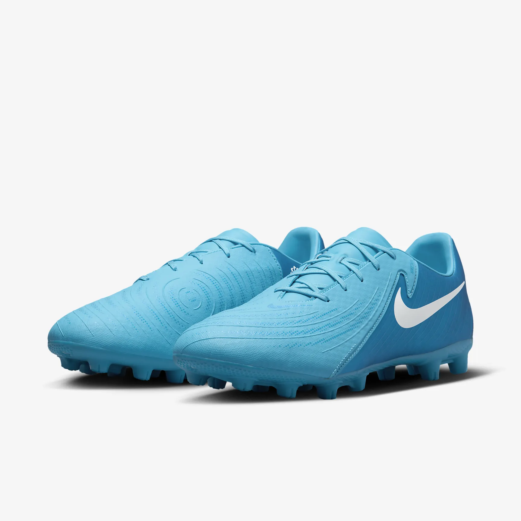 Nike Phantom GX 2 Academy MG Low-Top Soccer Cleats