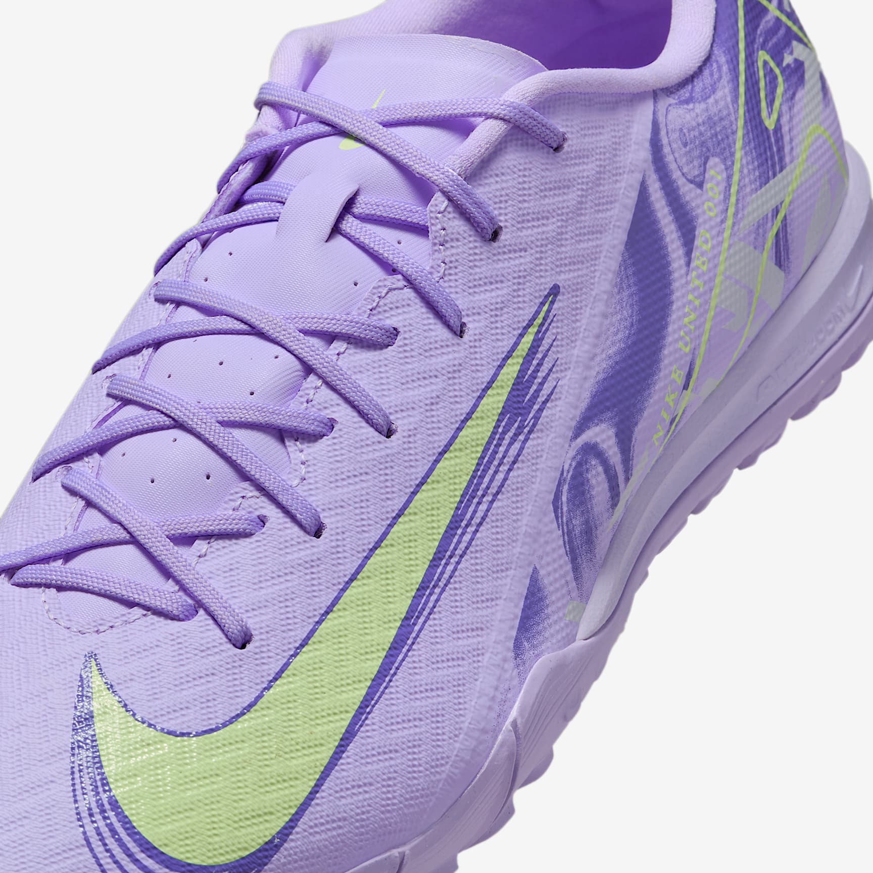 Nike United Mercurial Vapor 16 Academy TF Low-Top Soccer Shoes