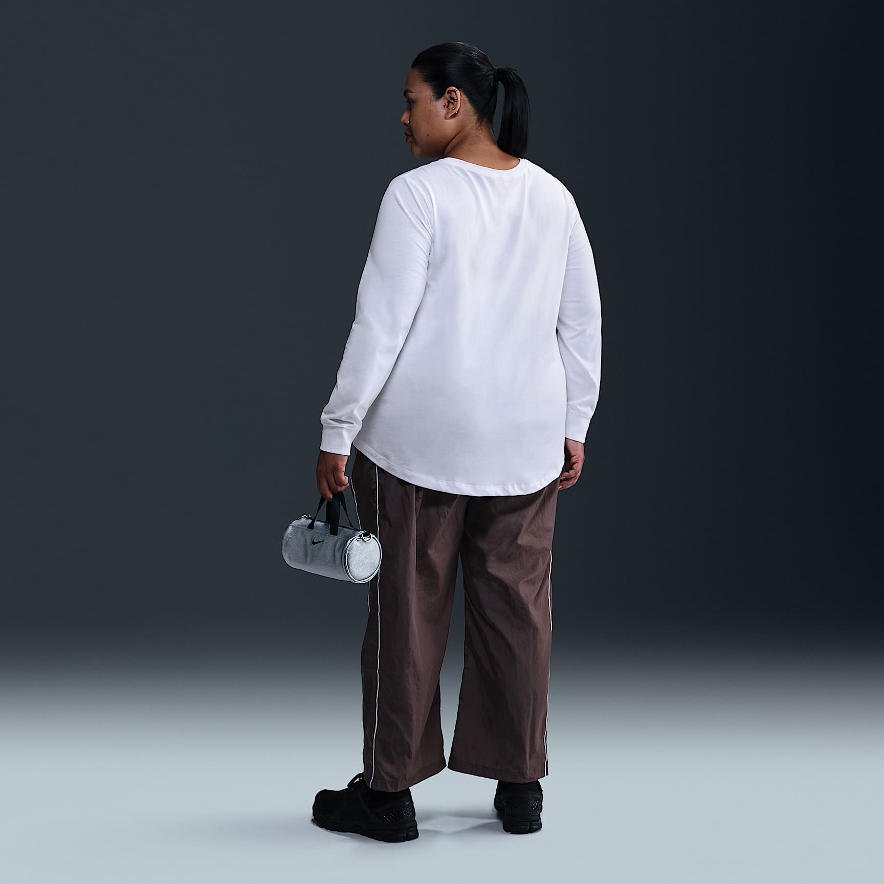 Nike Sportswear Club Women's Long-Sleeve T-Shirt (Plus Size)